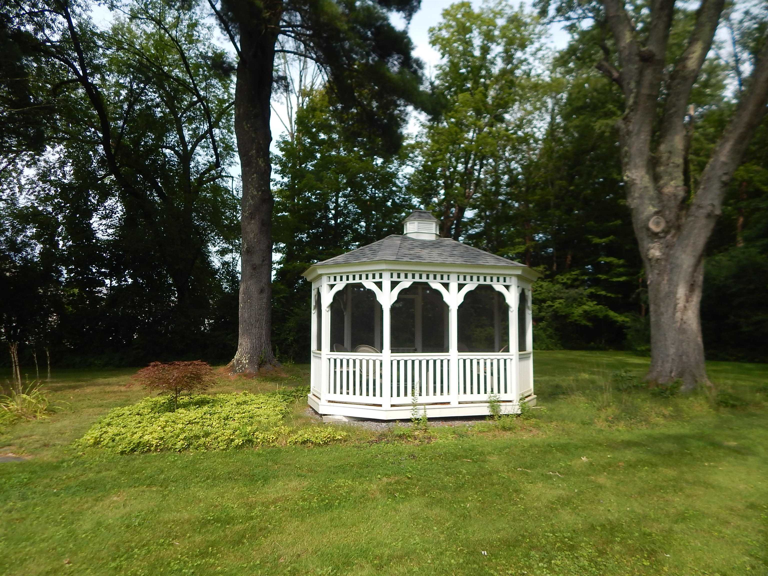 7 Winchester Rd, Chesterfield, NH 03443