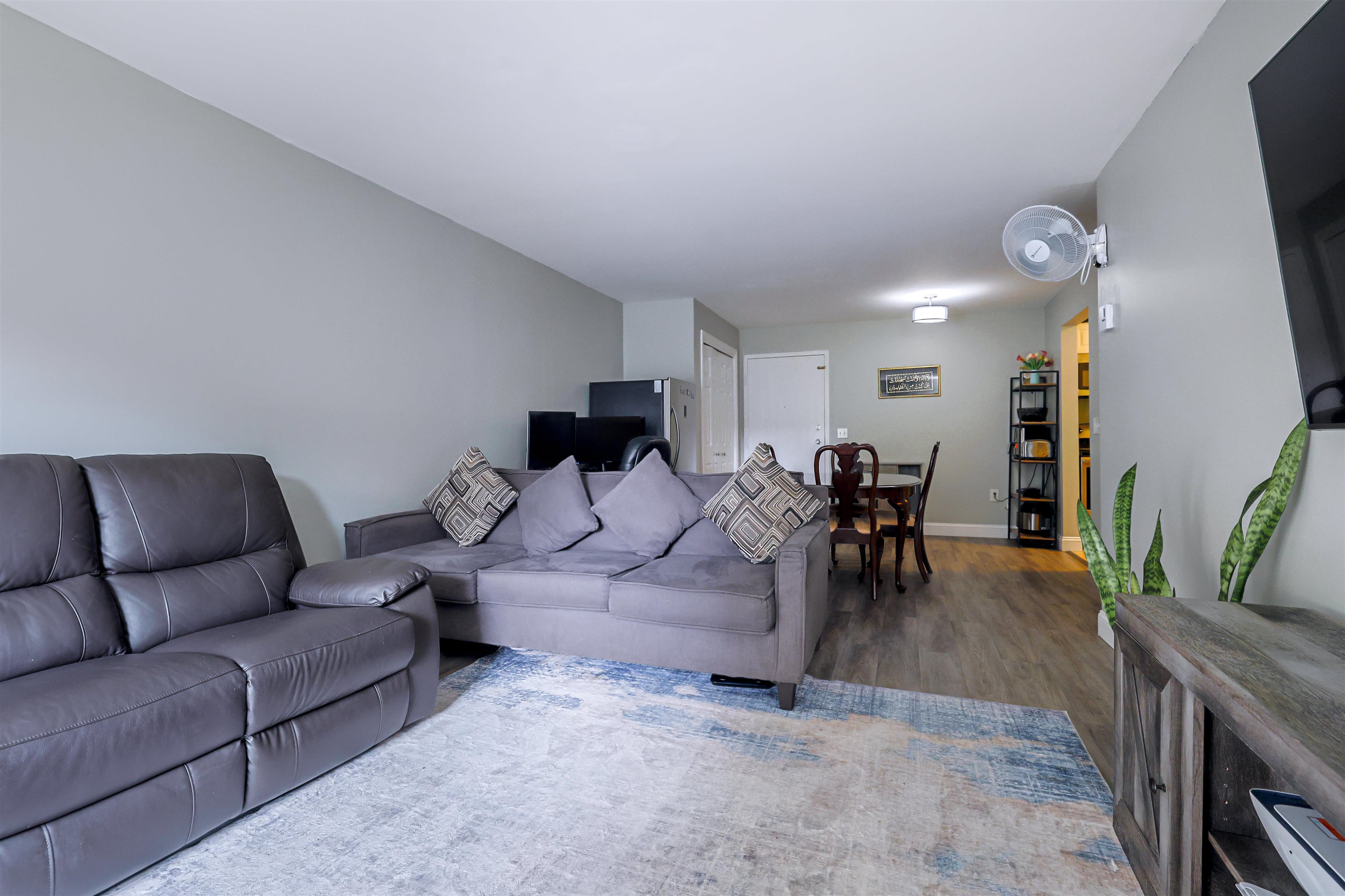 130 Eastern Ave #201, Manchester, NH 03104
