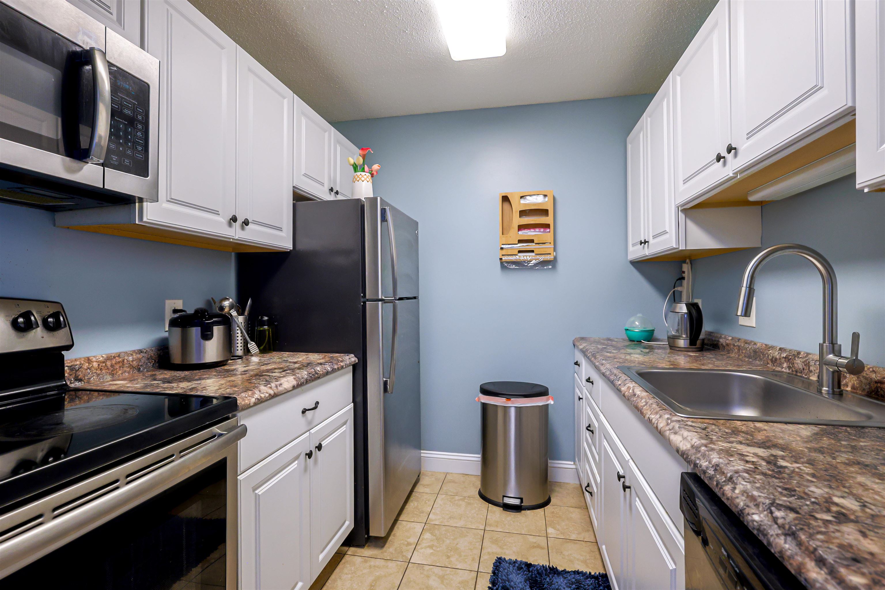 130 Eastern Ave #201, Manchester, NH 03104