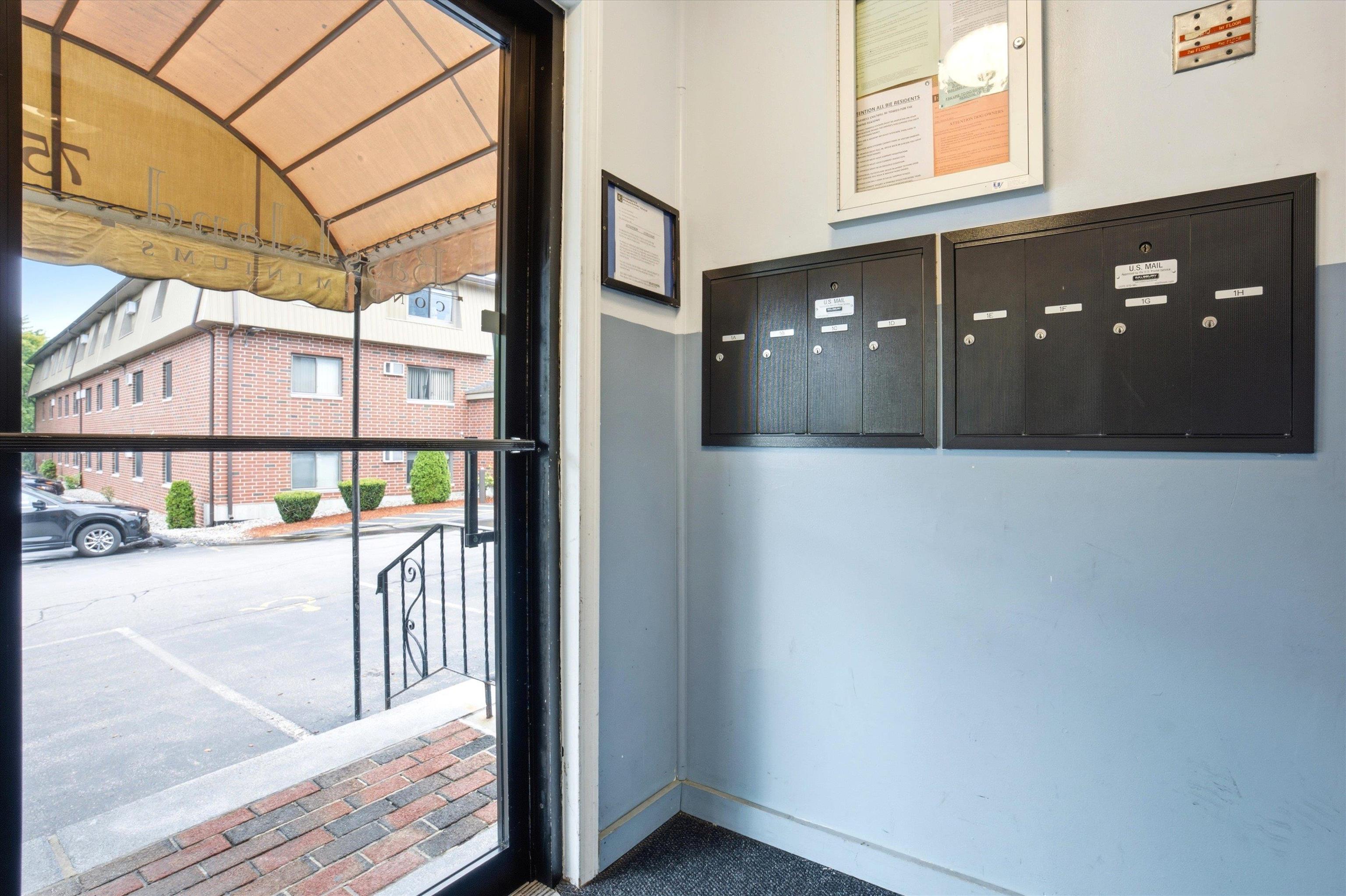75 Log St #1A, Manchester, NH 03102