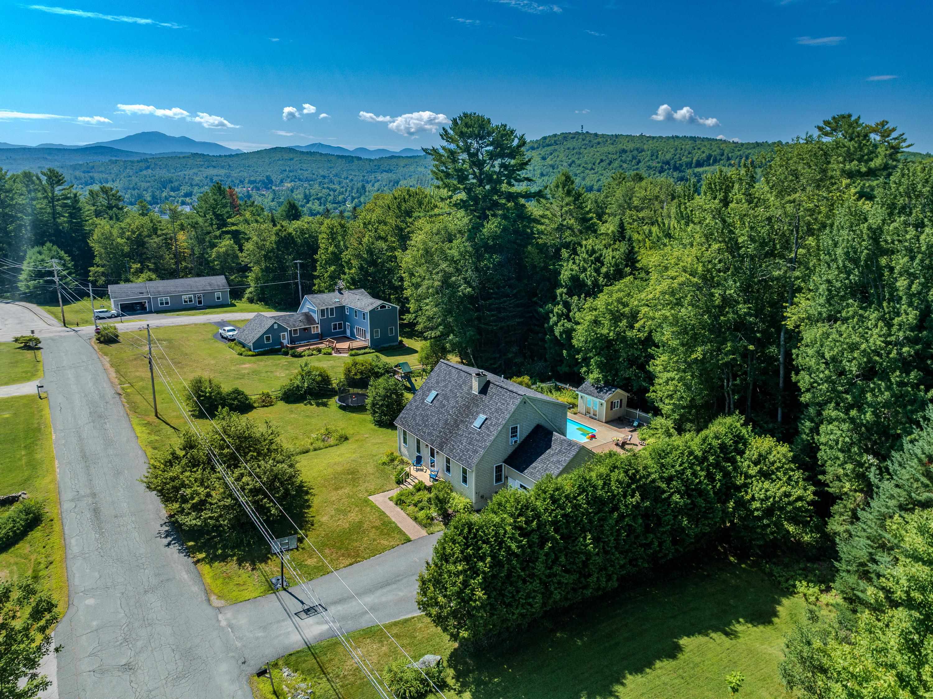 281 Oak Hill Ave, Littleton, NH 03561