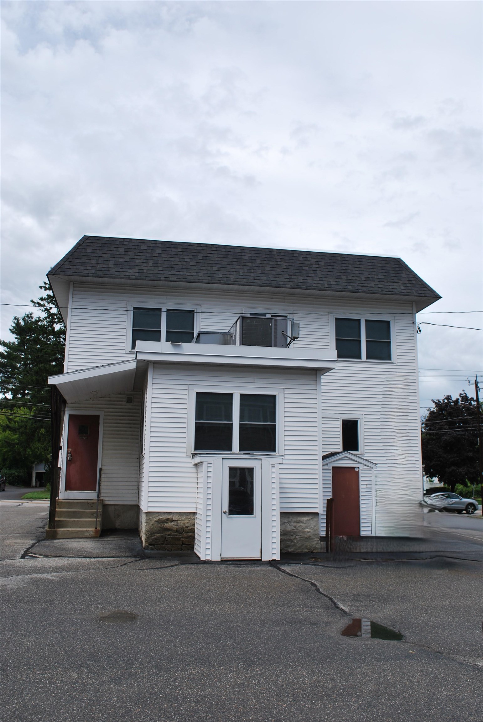 Photo 6 of 47