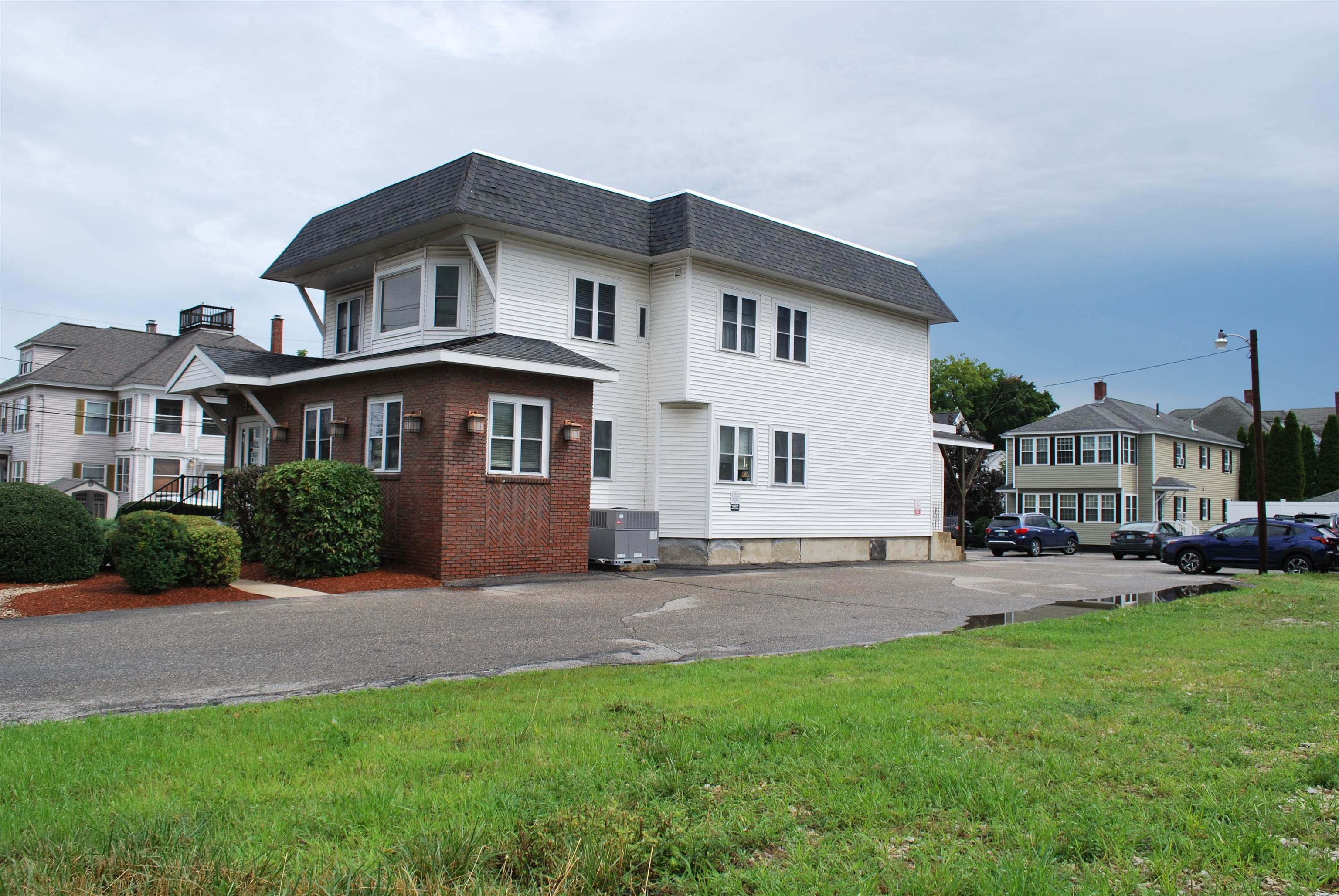 352-354 Main St, Nashua, NH 03060
