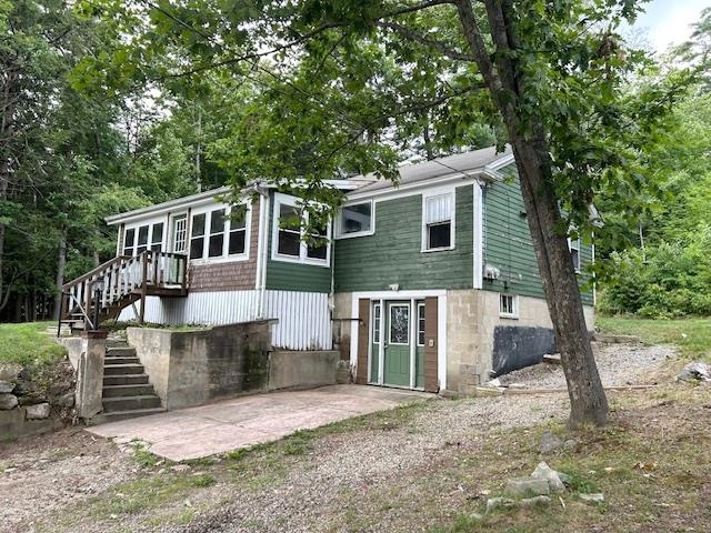 38 Meadow St, Wakefield, NH 03872