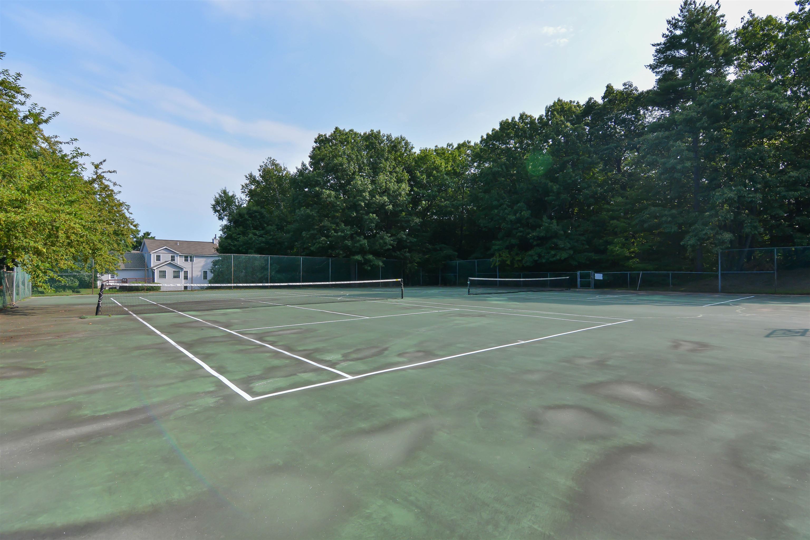 26 Hawkstead Hl, Nashua, NH 03063