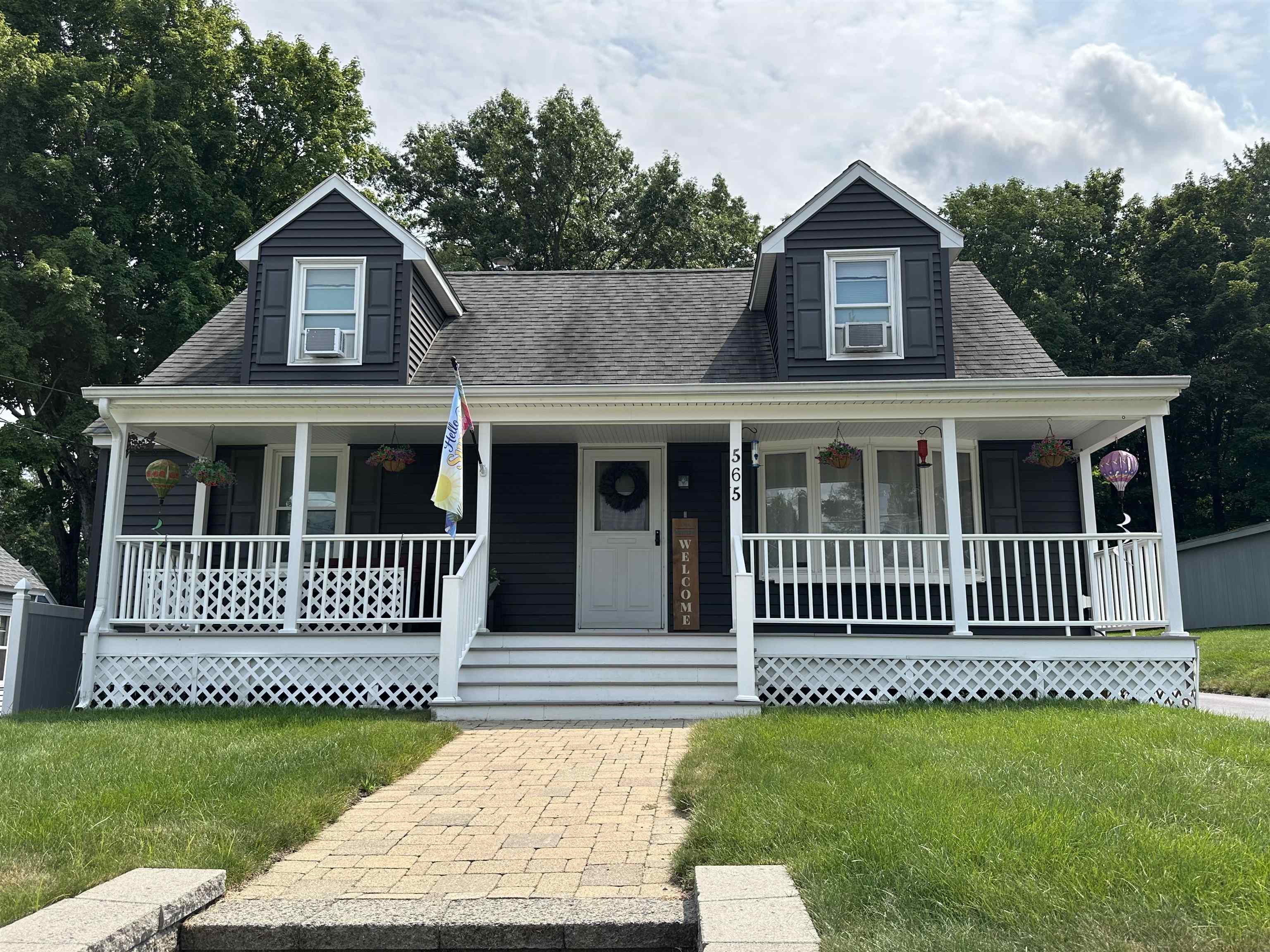 565 Vinton St, Manchester, NH 03103
