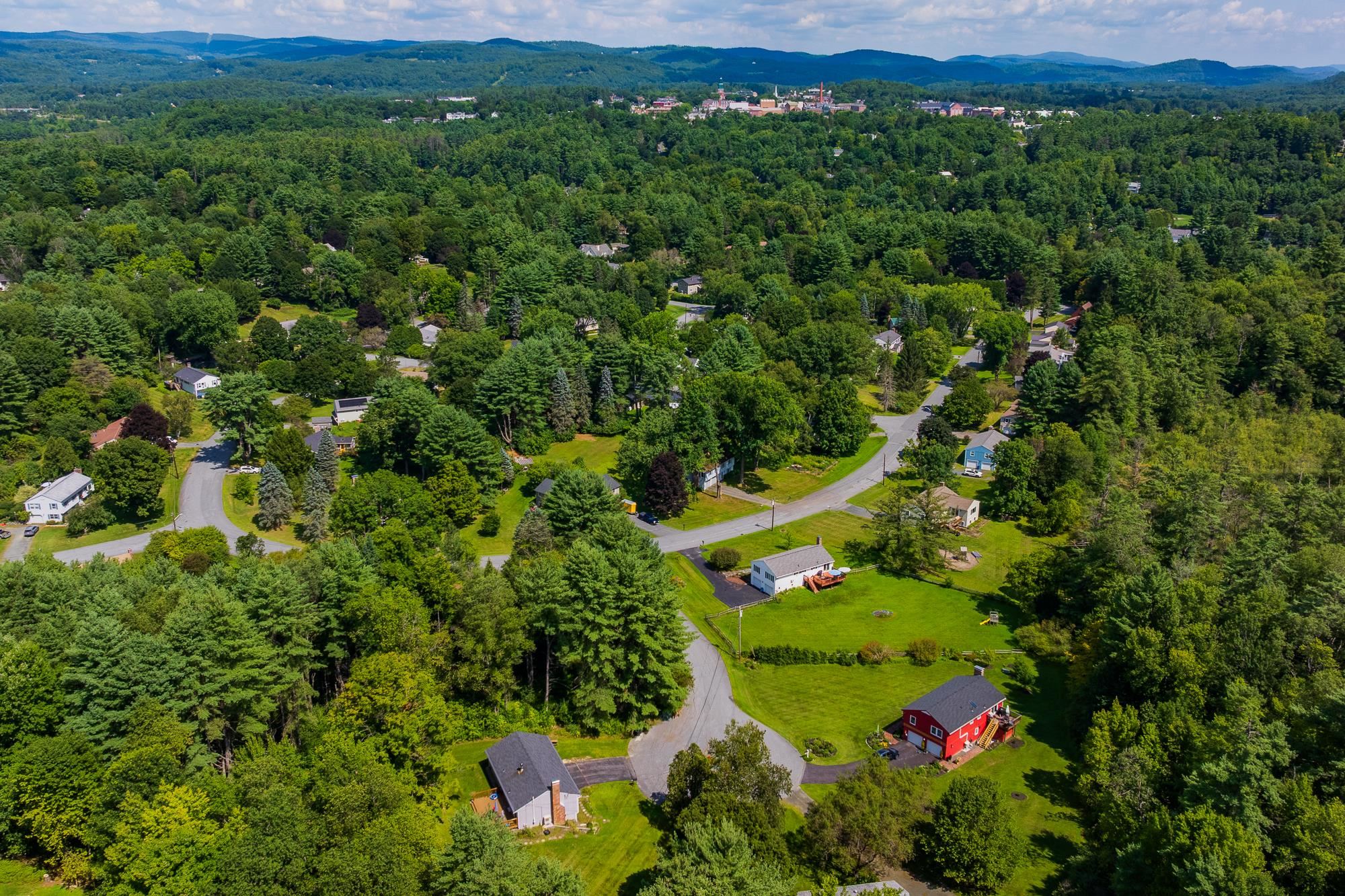 11 Gilson Rd, Lebanon, NH 03784