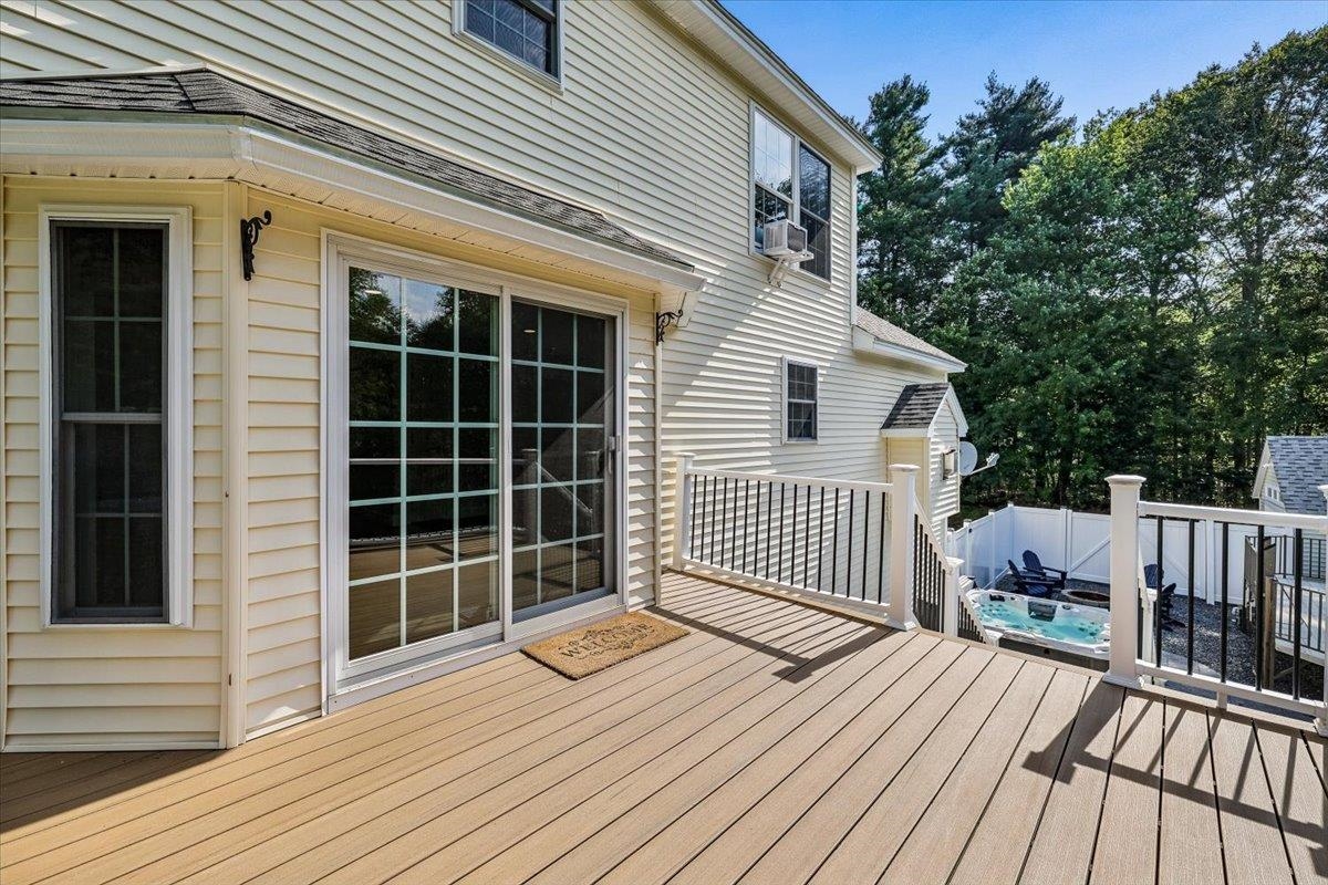 Photo 3 of Single family home for sale at 110 Middle Rd, Deerfield, NH 03037 | MLS# 5104501 | Listing updated on 2026-09-16