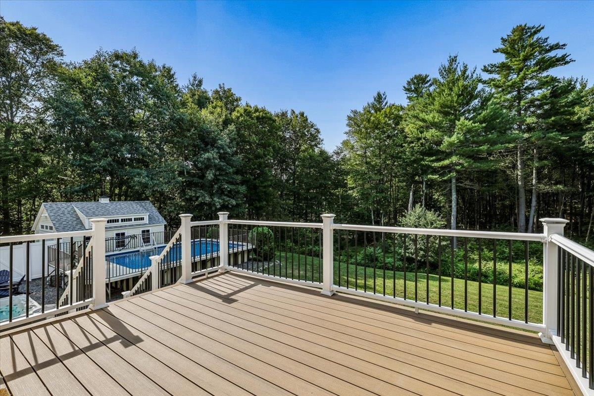 Photo 4 of Single family home for sale at 110 Middle Rd, Deerfield, NH 03037 | MLS# 5104501 | Listing updated on 2026-09-16