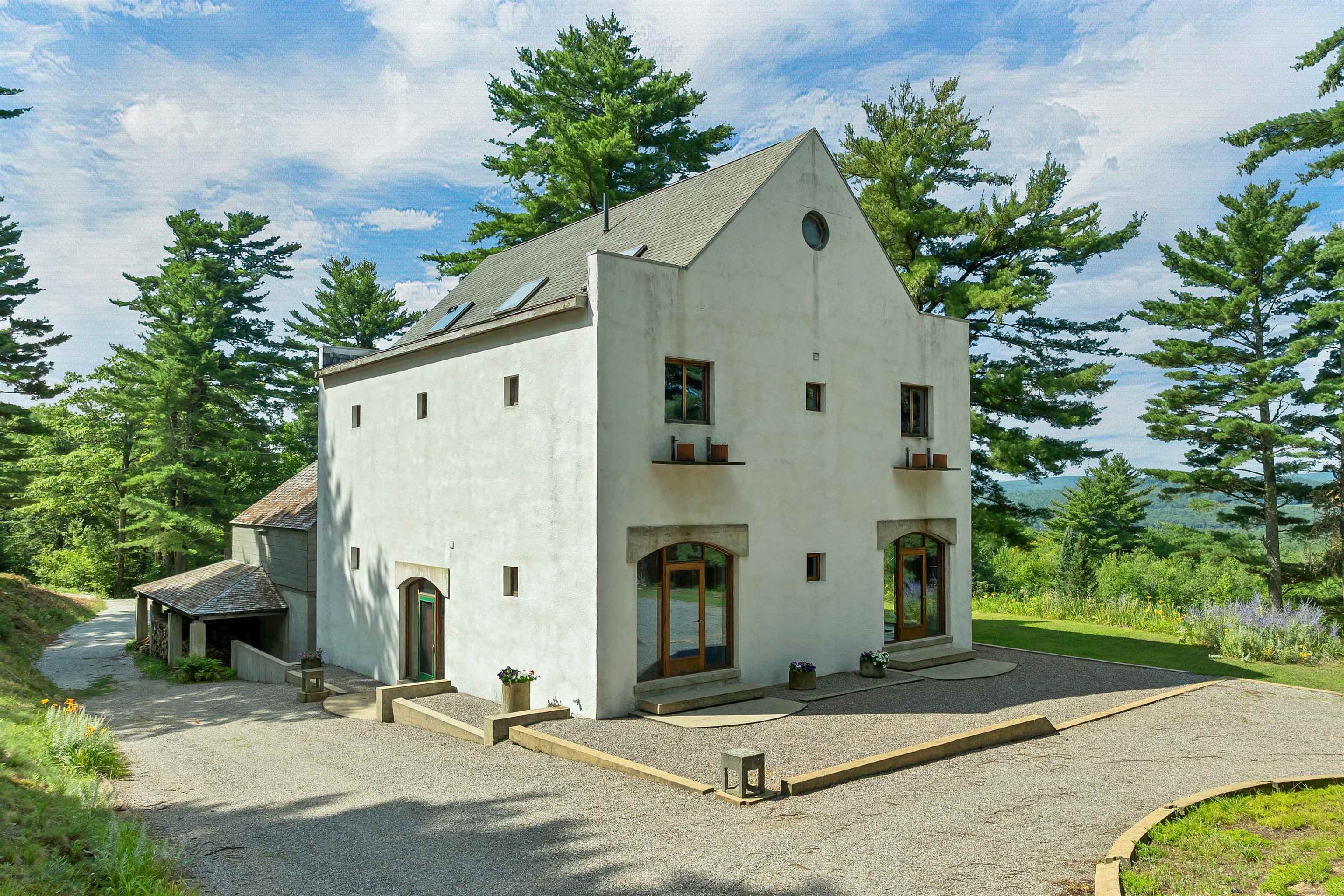439 Avery Hill Rd, Alton, NH 03810