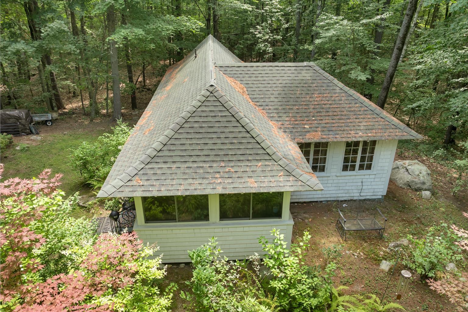 Photo 2 of Single family home for sale at 6 Kehonka Hill Rd, Wolfeboro, NH 03894 | MLS# 5104513 | Listing updated on 2026-10-06