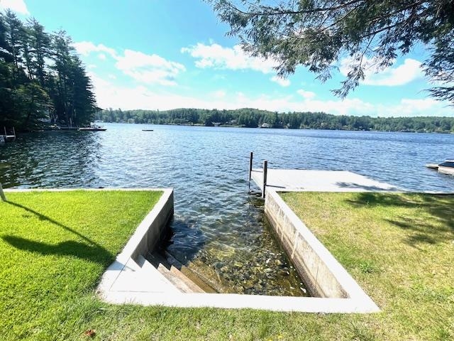 60 N Roberts Cove Rd, Wakefield, NH 03872