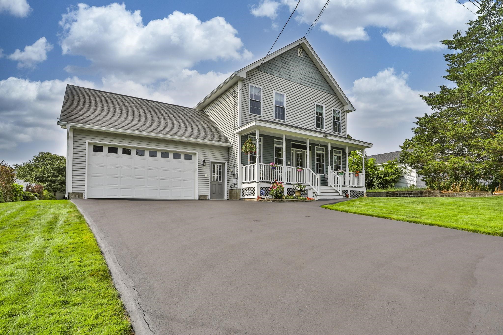 251 Villa St, Manchester, NH 03103