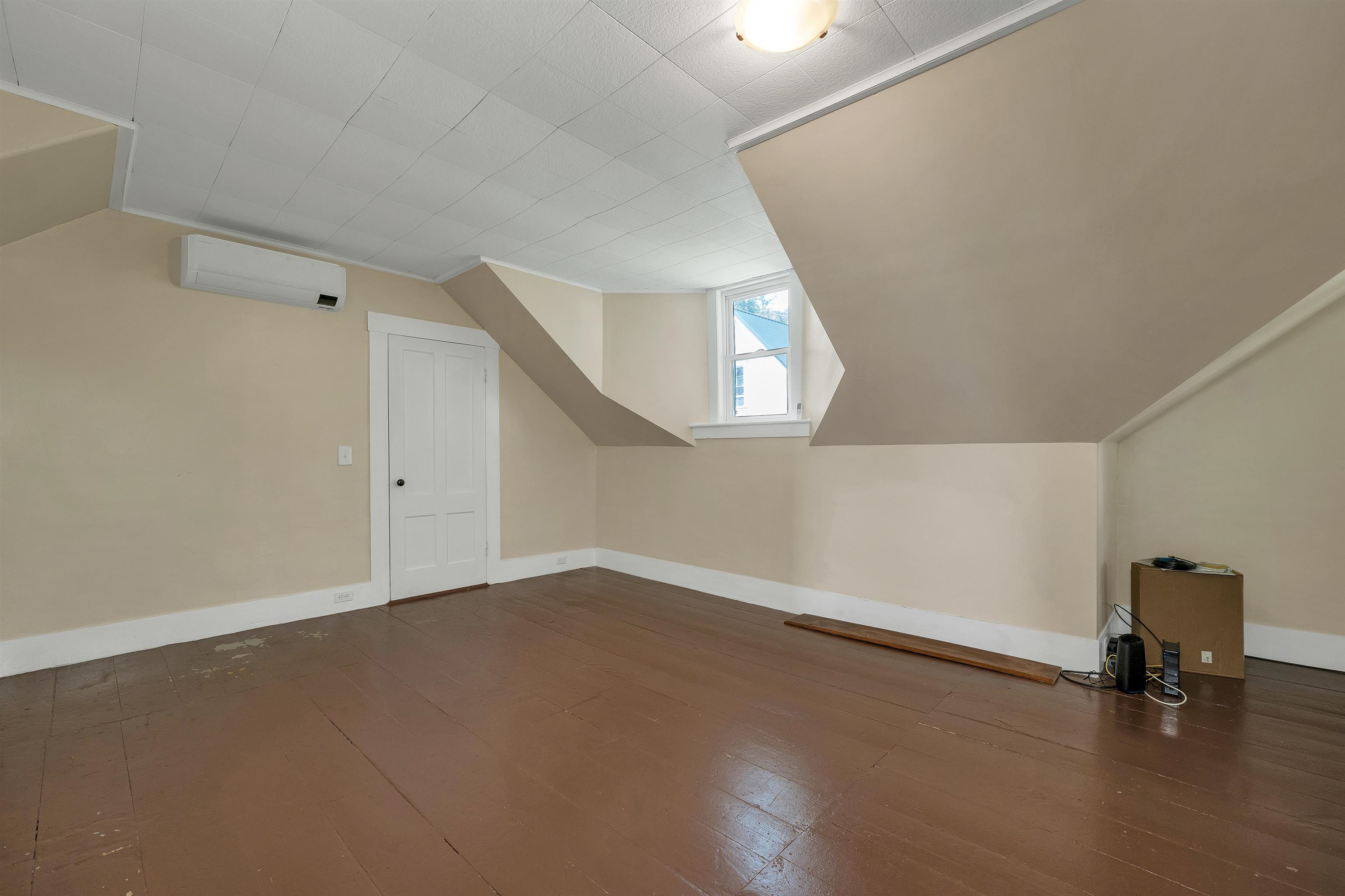 47 Highland St, Ashland, NH 03217