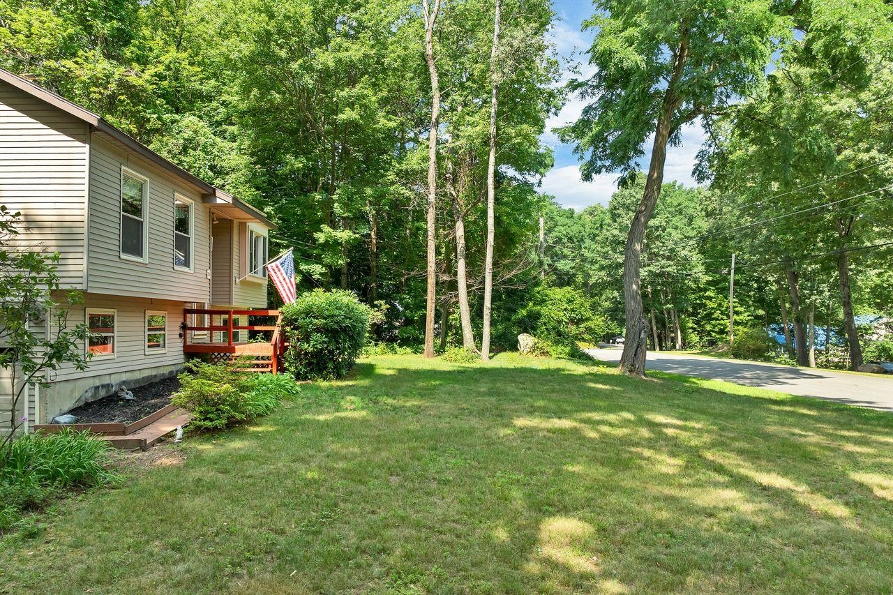 33 Pine Notch Cir, Laconia, NH 03246