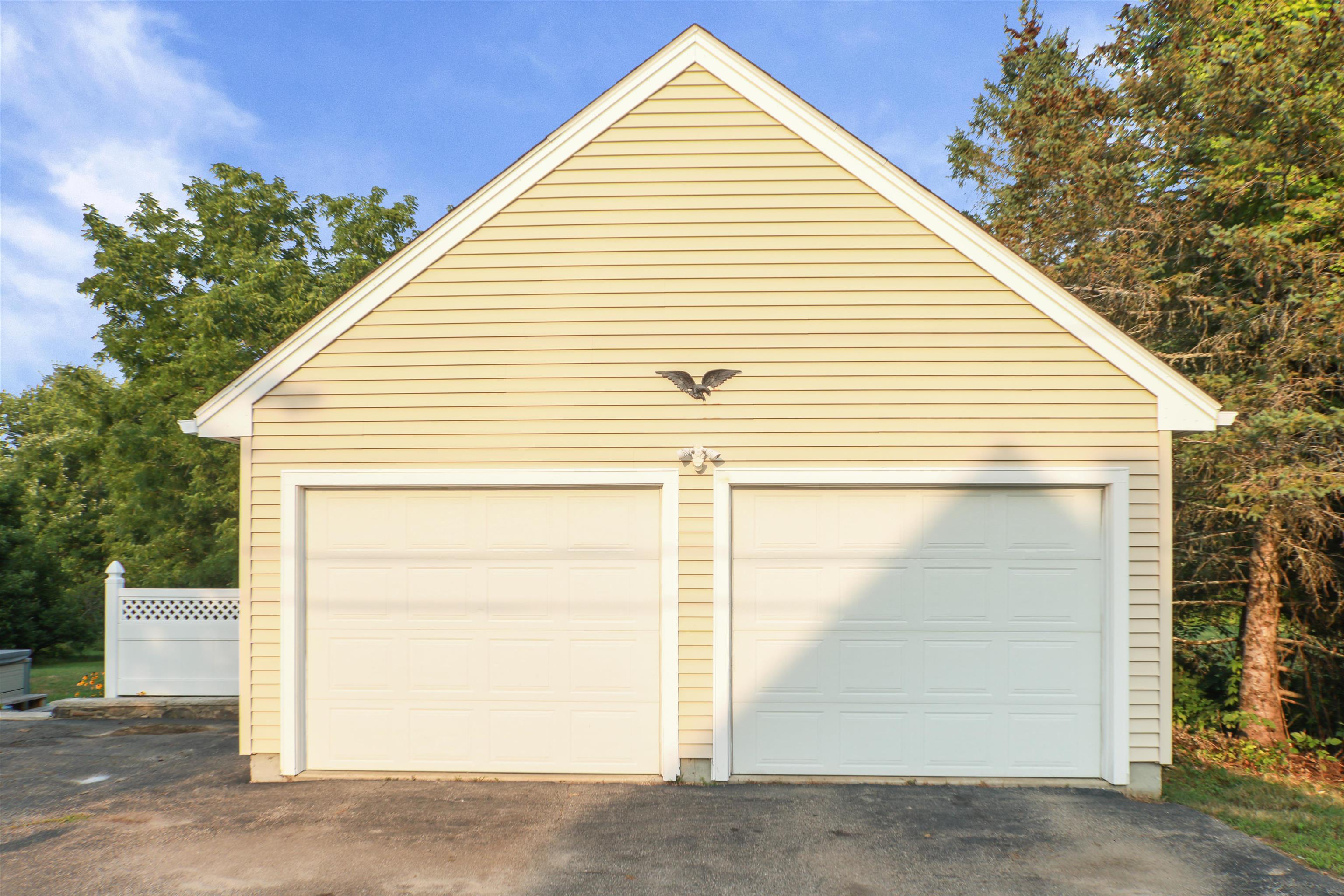 10 Tates Brook Rd, Somersworth, NH 03878