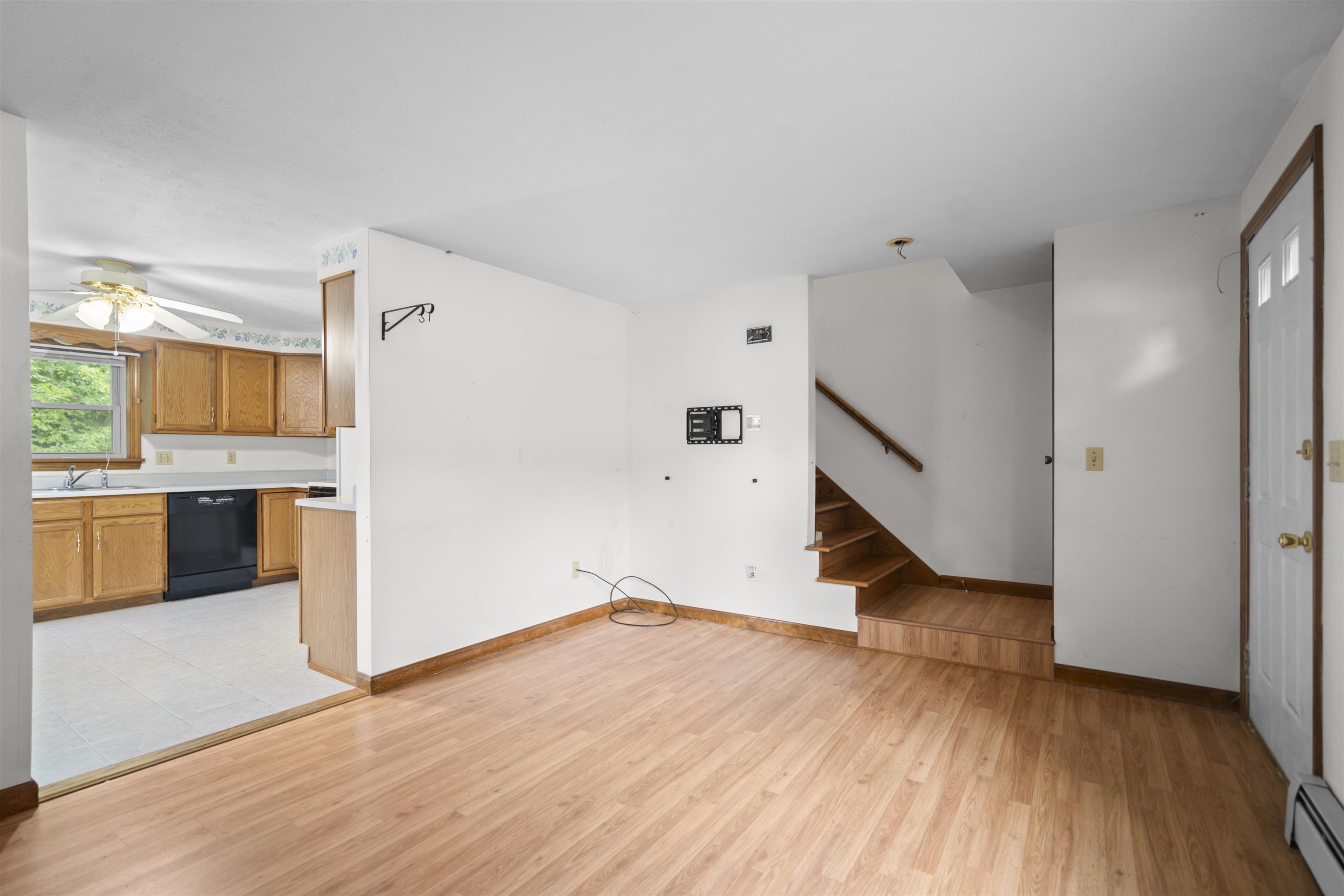 56 Metalak Dr, Concord, NH 03303