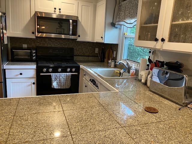 4 Abinger Way, Nashua, NH 03063