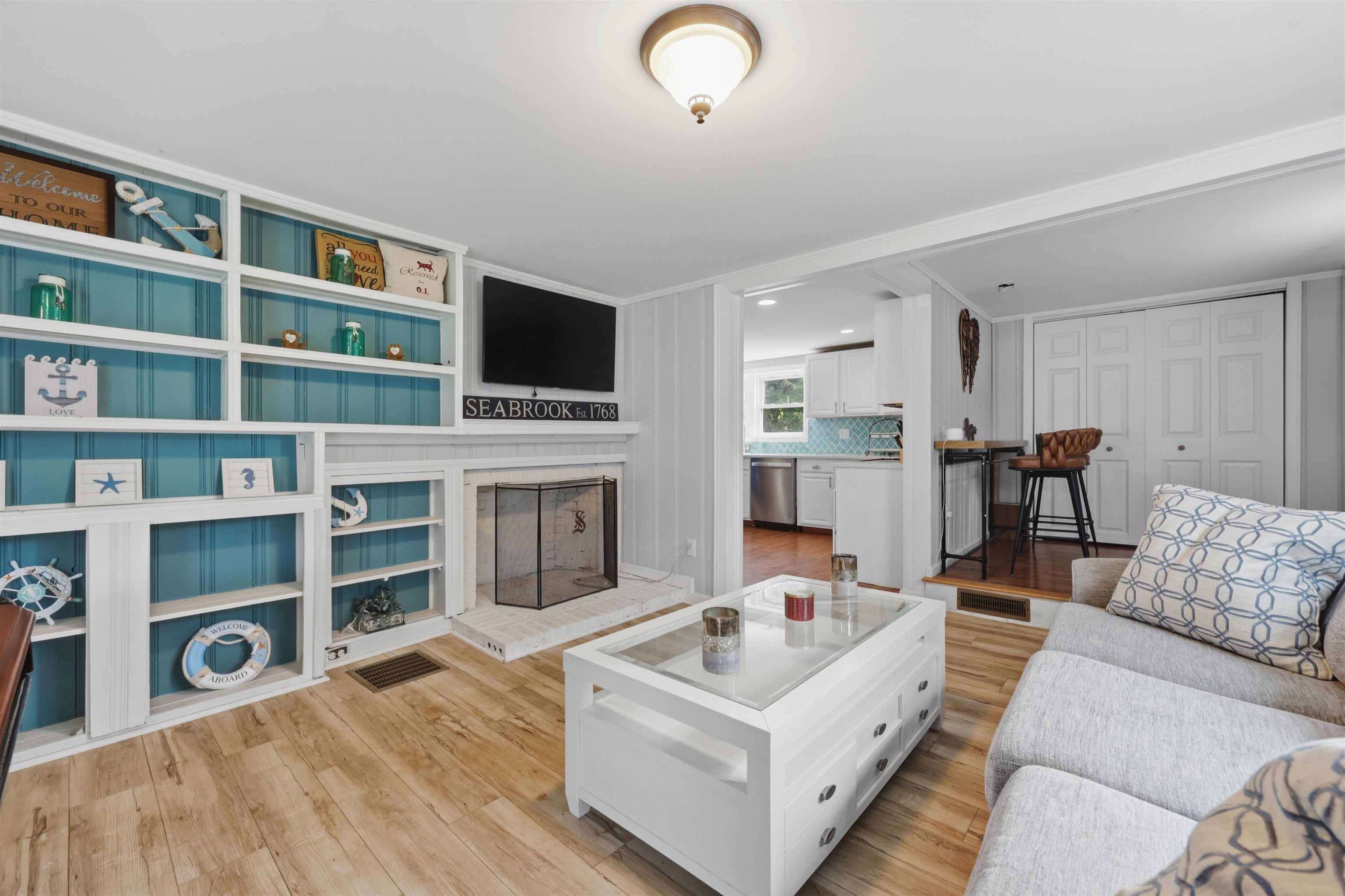 201 Walton Rd, Seabrook, NH 03874