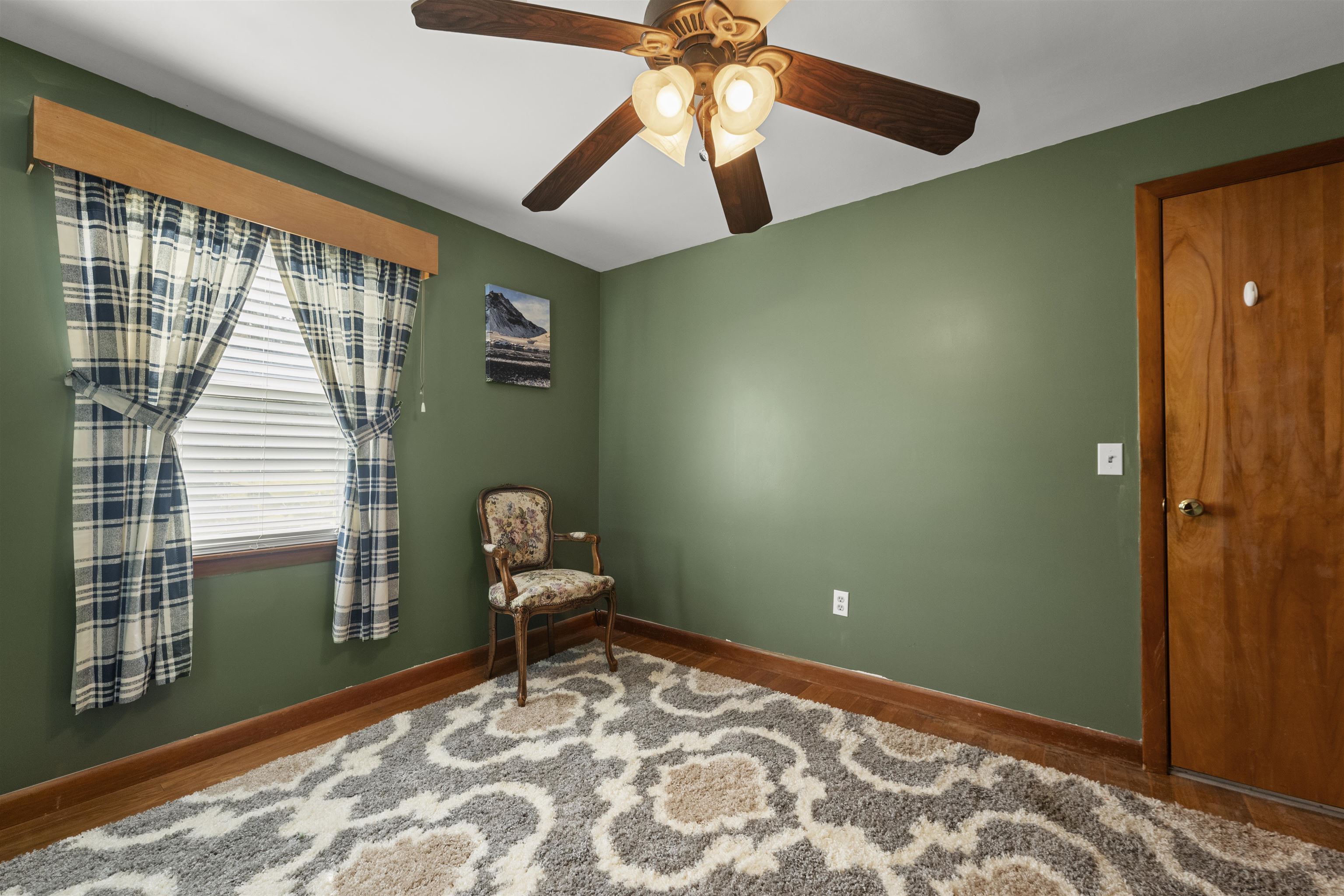 1310 Wellington Rd, Manchester, NH 03104
