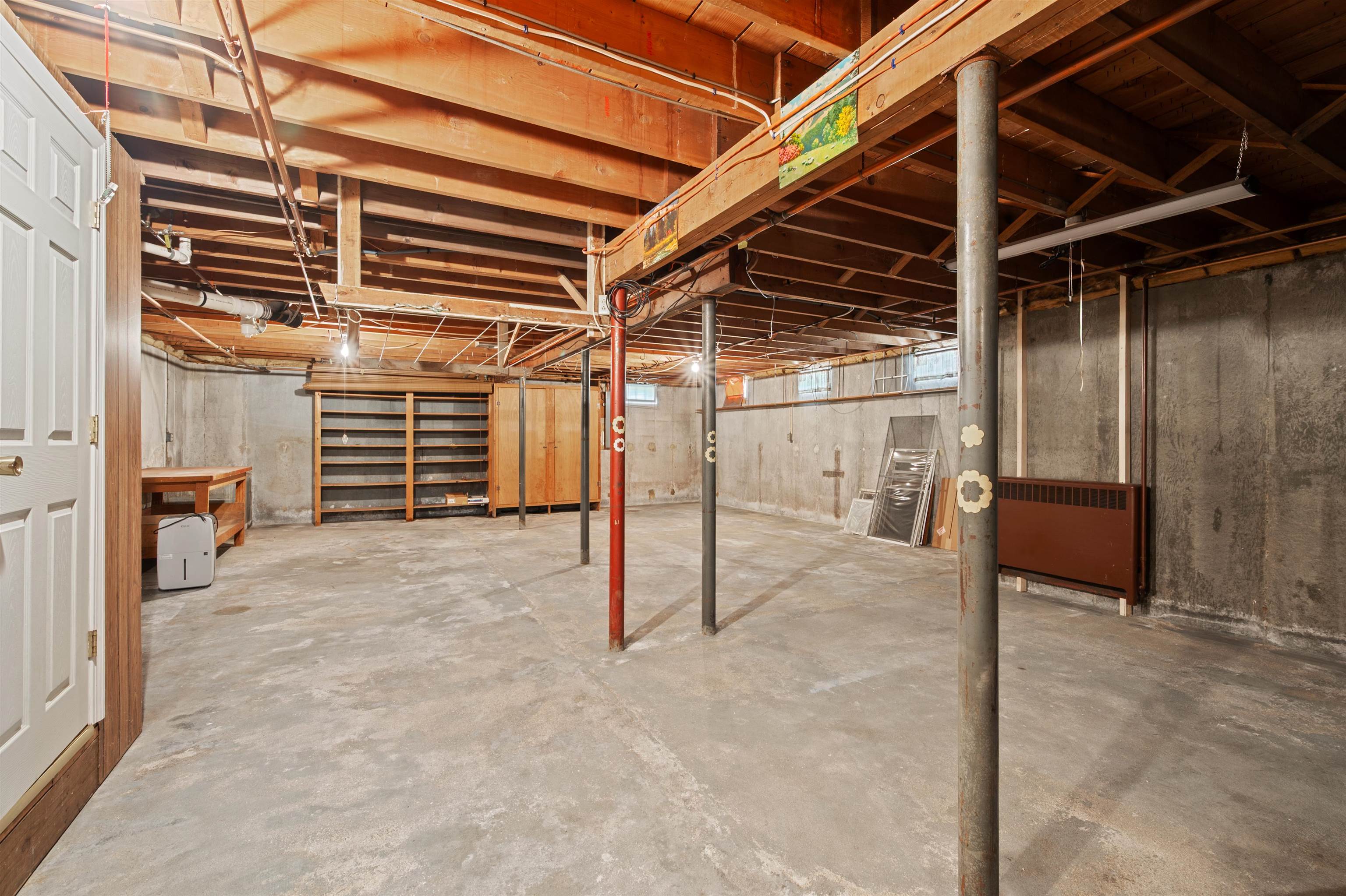 1310 Wellington Rd, Manchester, NH 03104