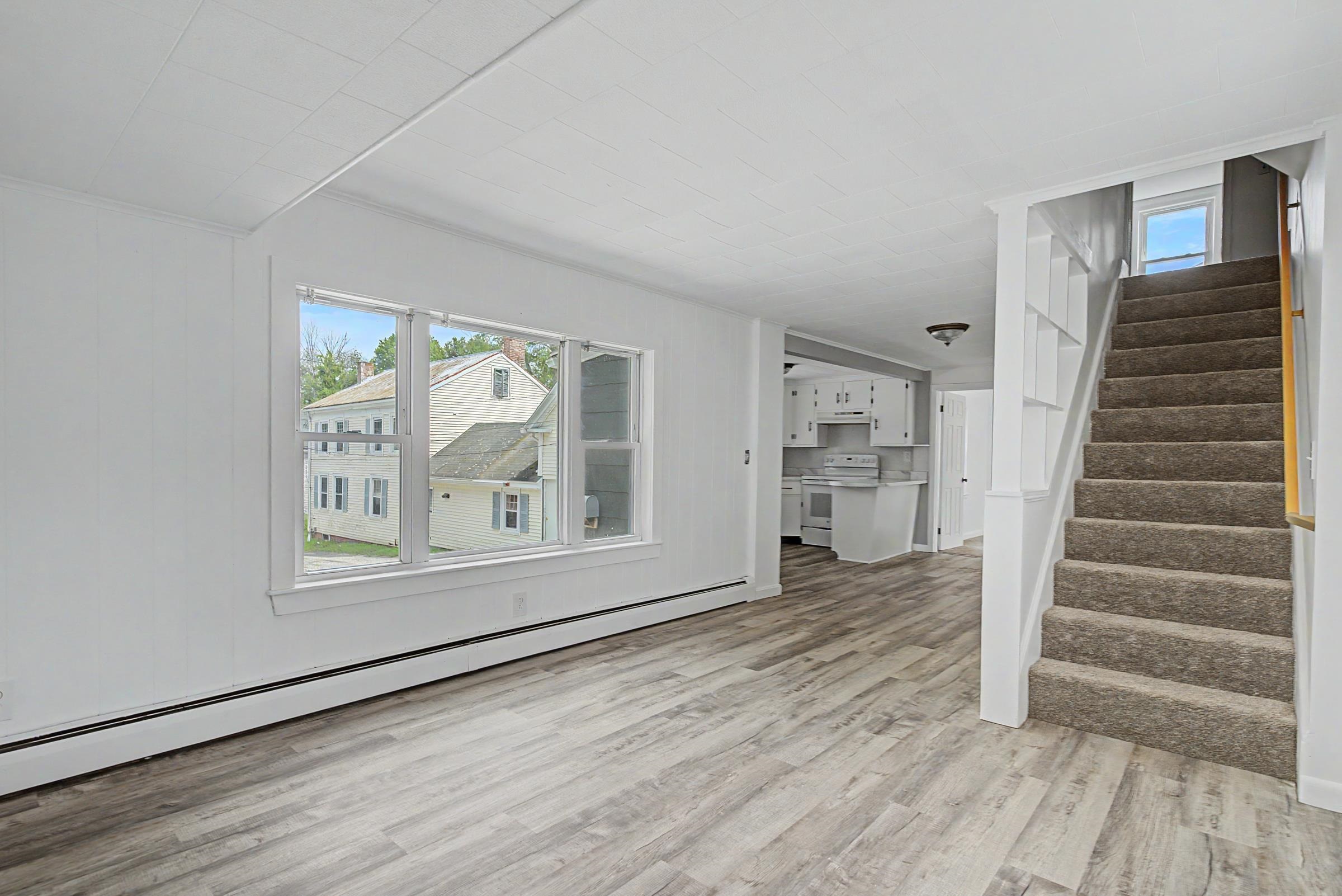 257 Main St, Somersworth, NH 03878-2336
