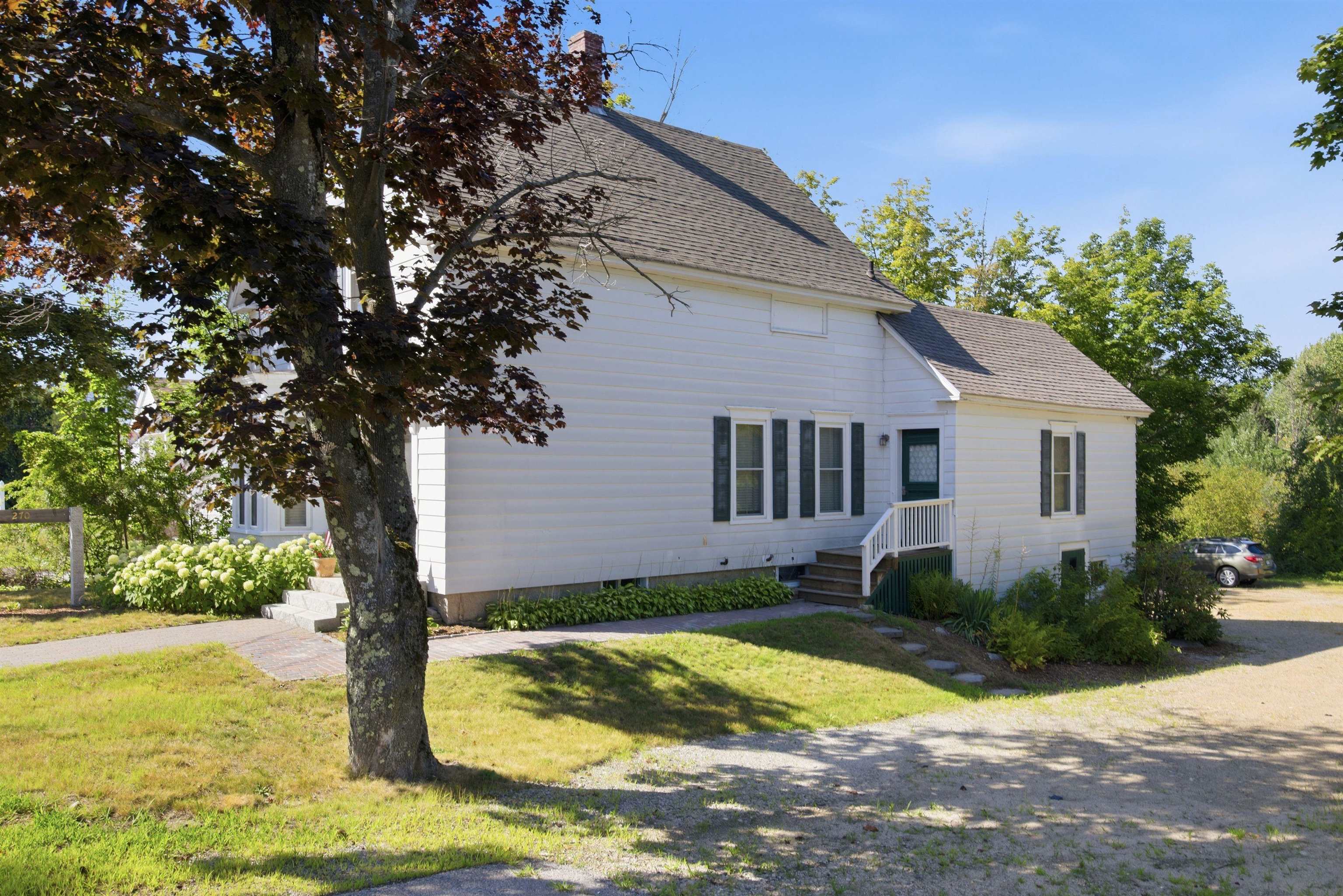 270 South Main St, Wolfeboro, NH 03894