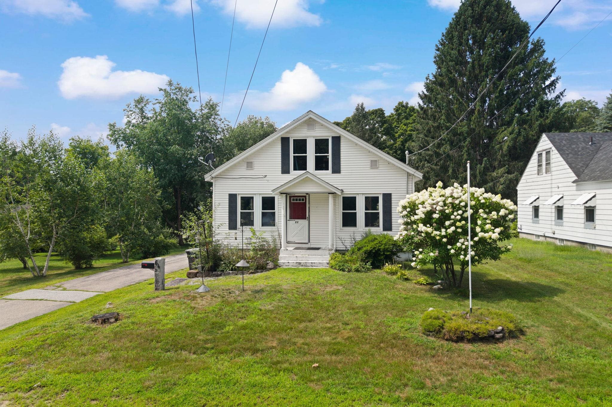 64 Clark St, Franklin, NH 03235