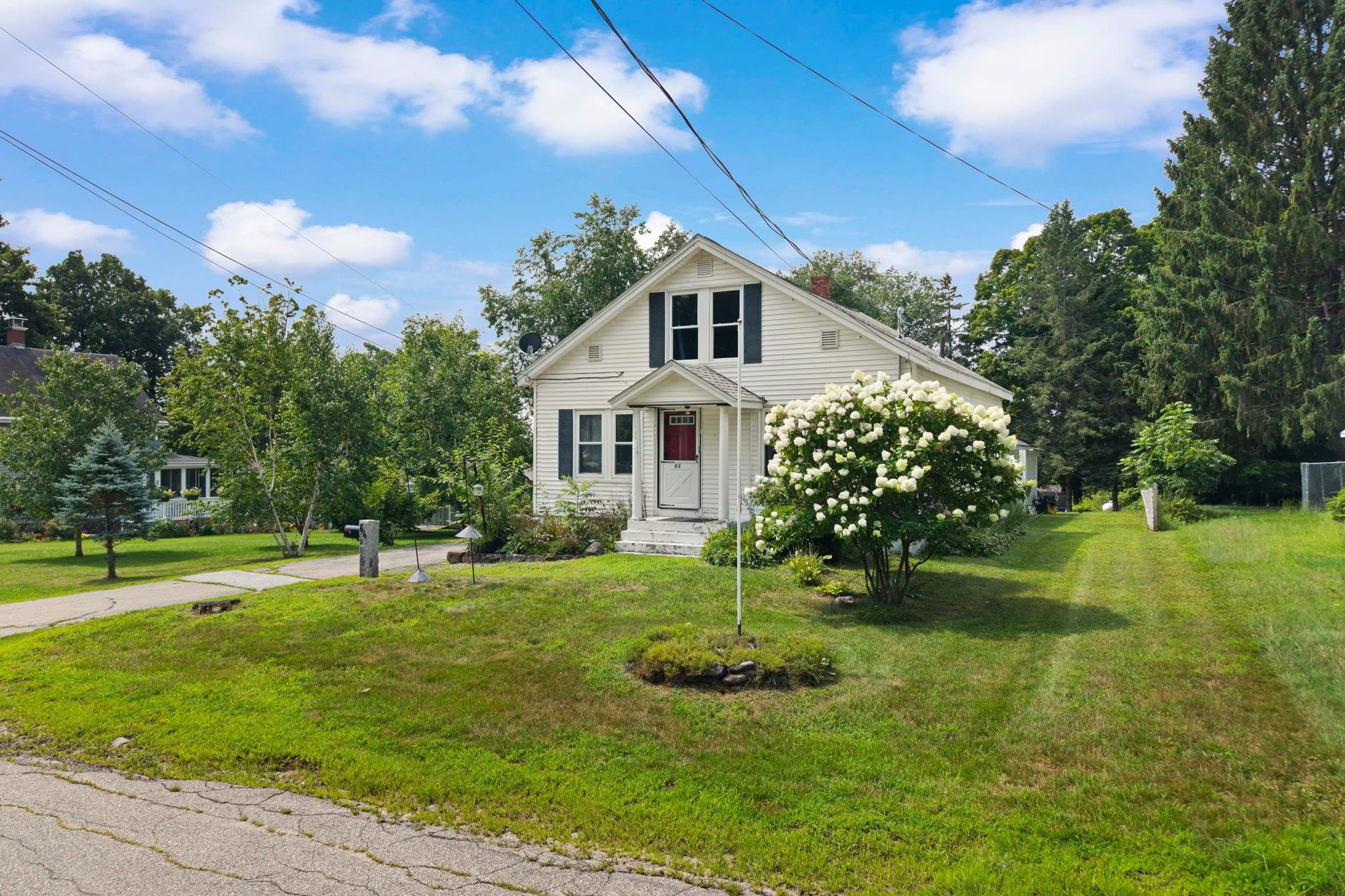 64 Clark St, Franklin, NH 03235