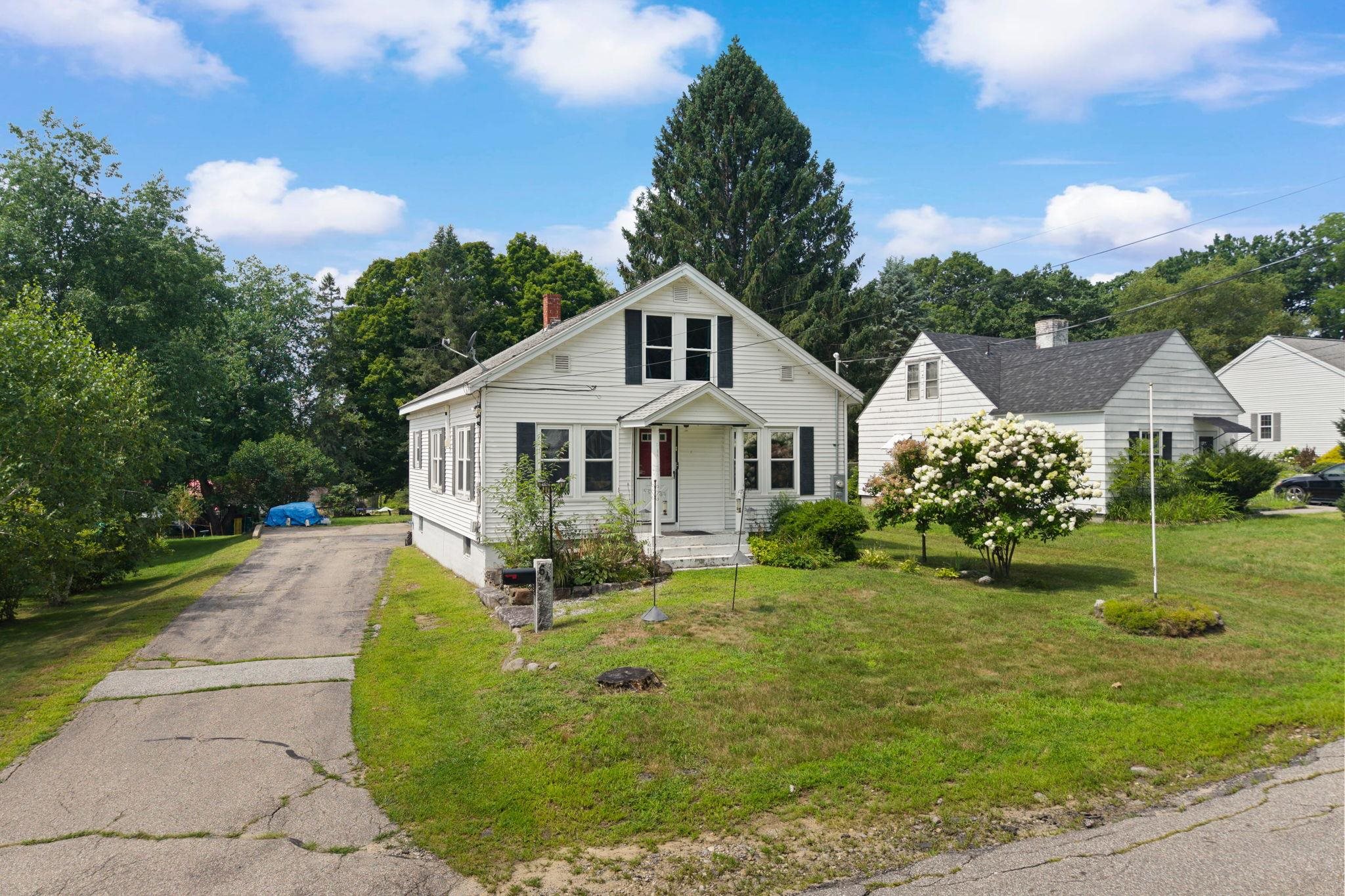 64 Clark St, Franklin, NH 03235