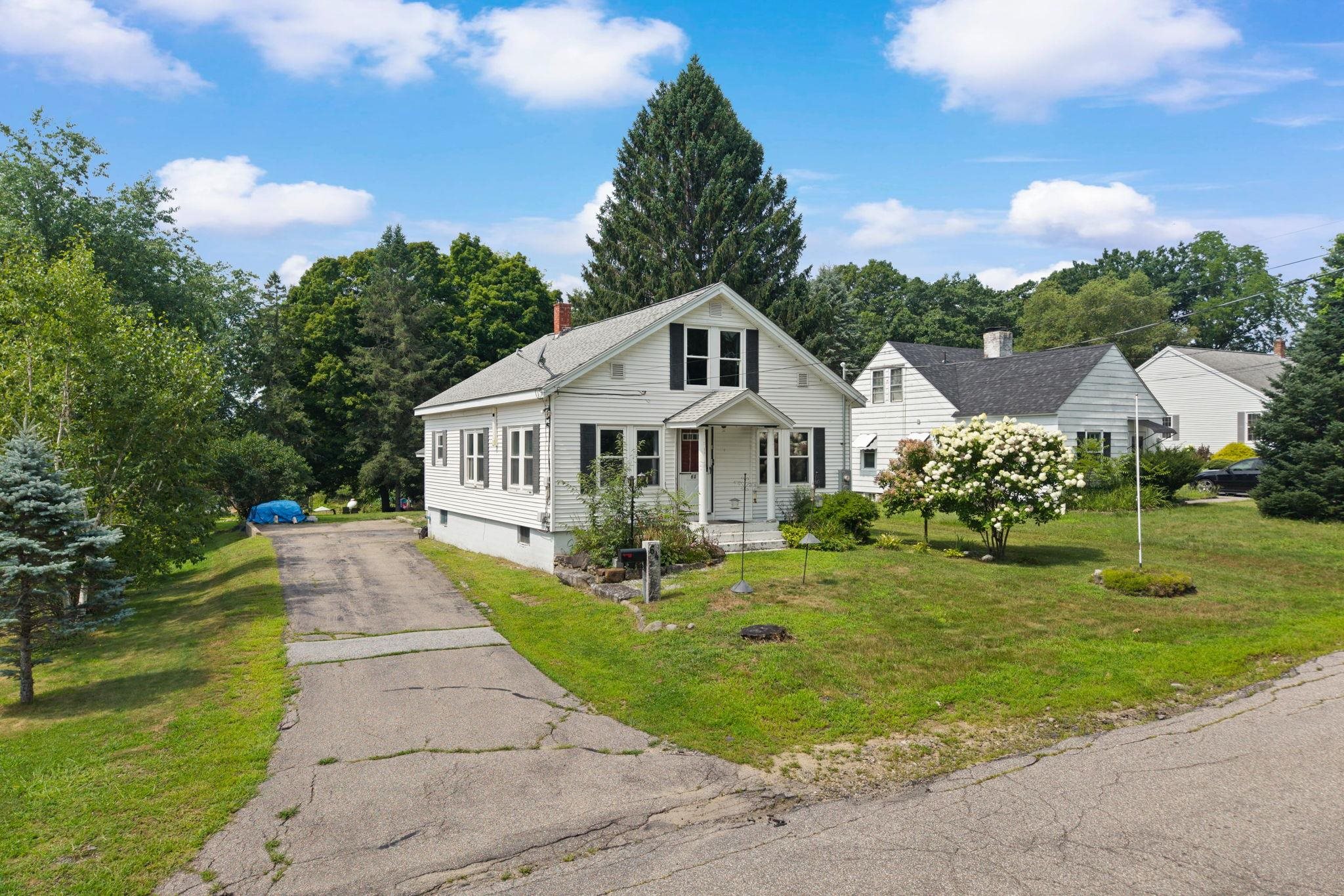 64 Clark St, Franklin, NH 03235