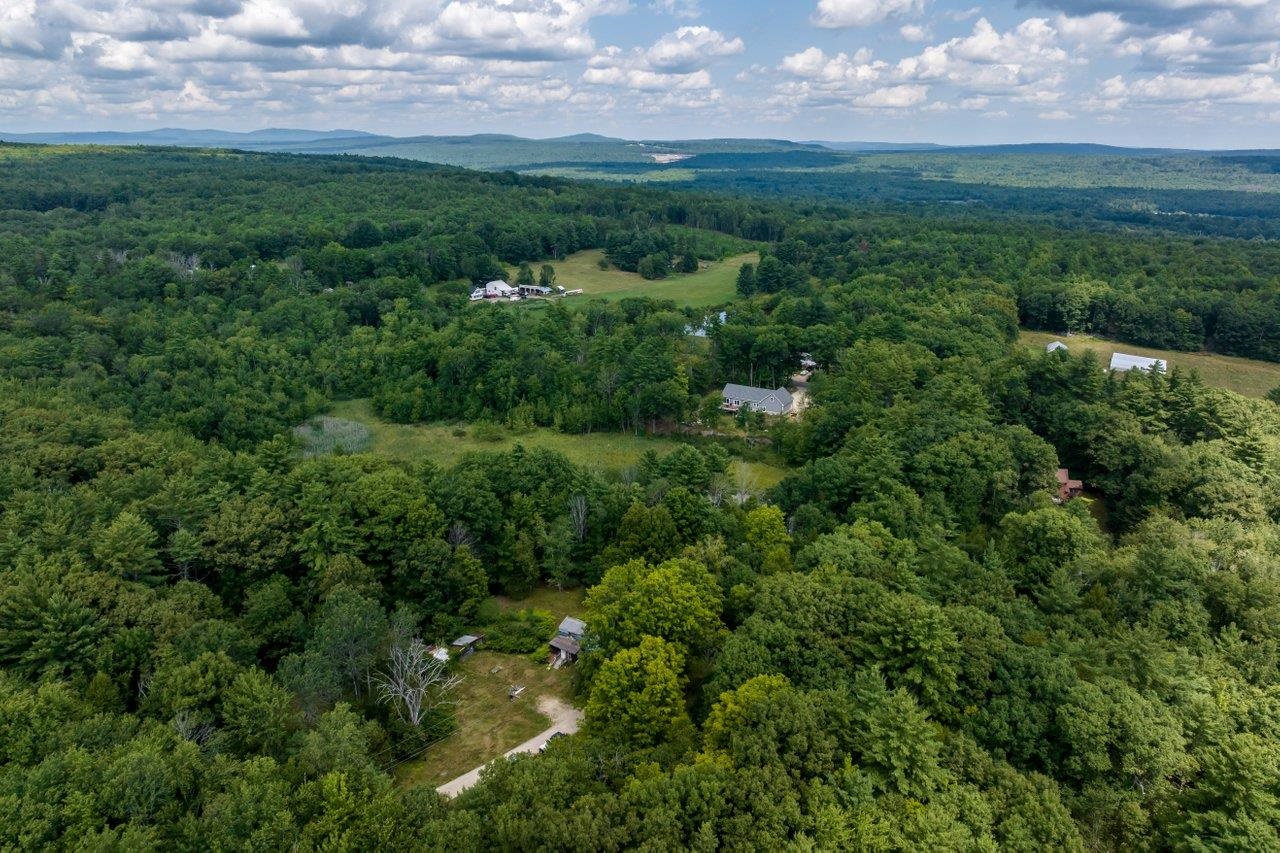 31 Melody Ln, Farmington, NH 03835