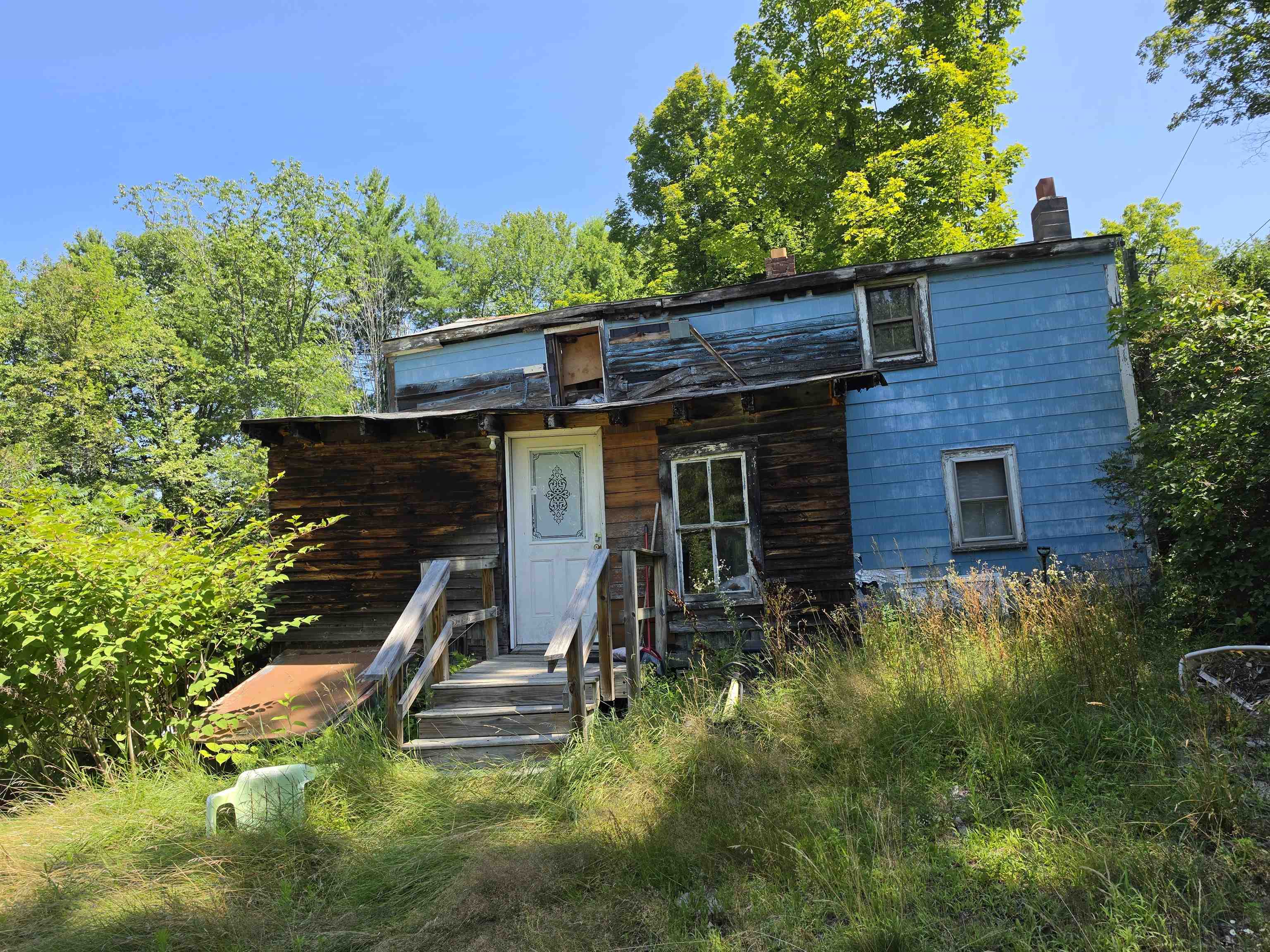 31 Melody Ln, Farmington, NH 03835