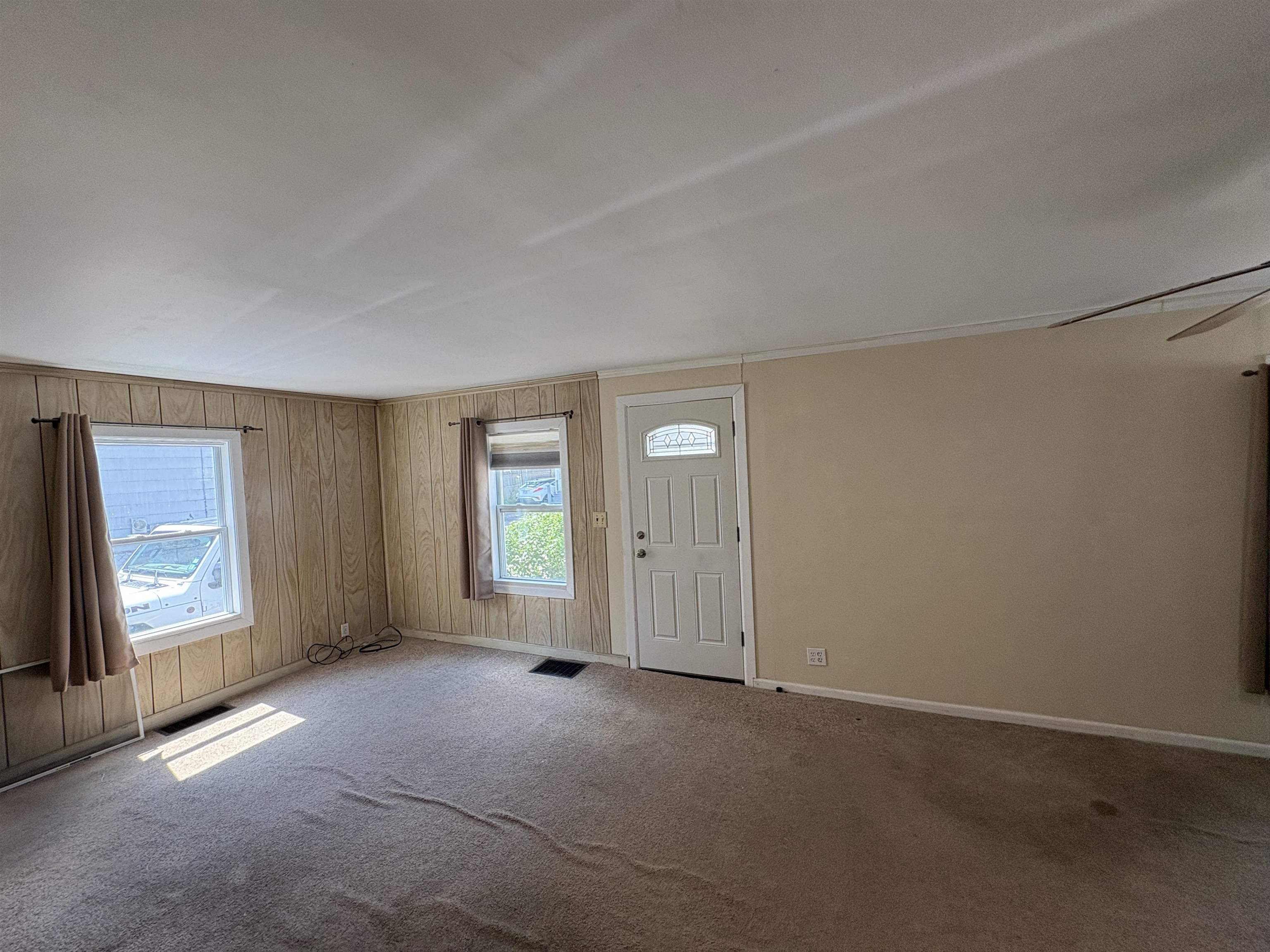 35 Perham St, Nashua, NH 03064