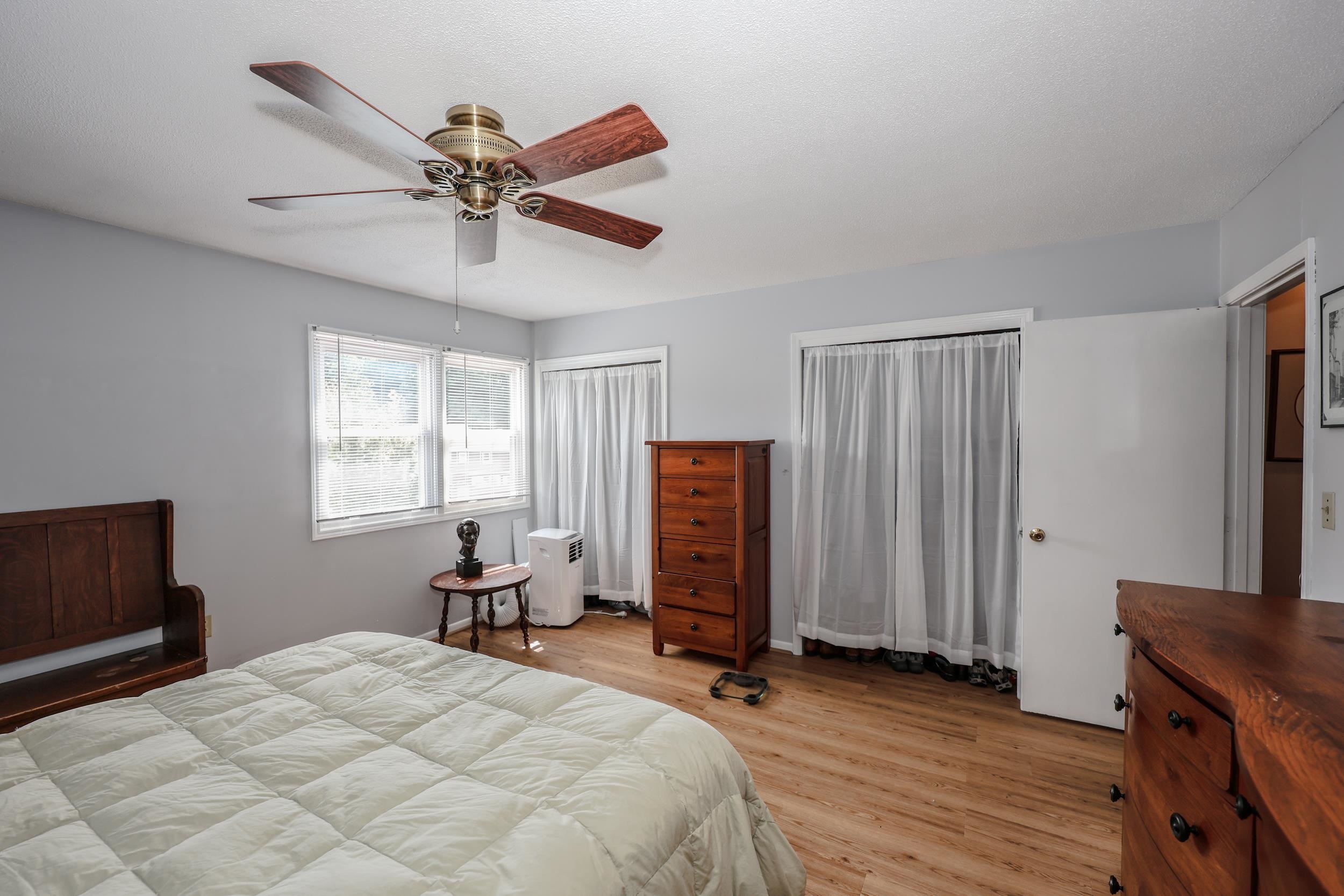 9 Pine Isle Dr #B, Derry, NH 03038