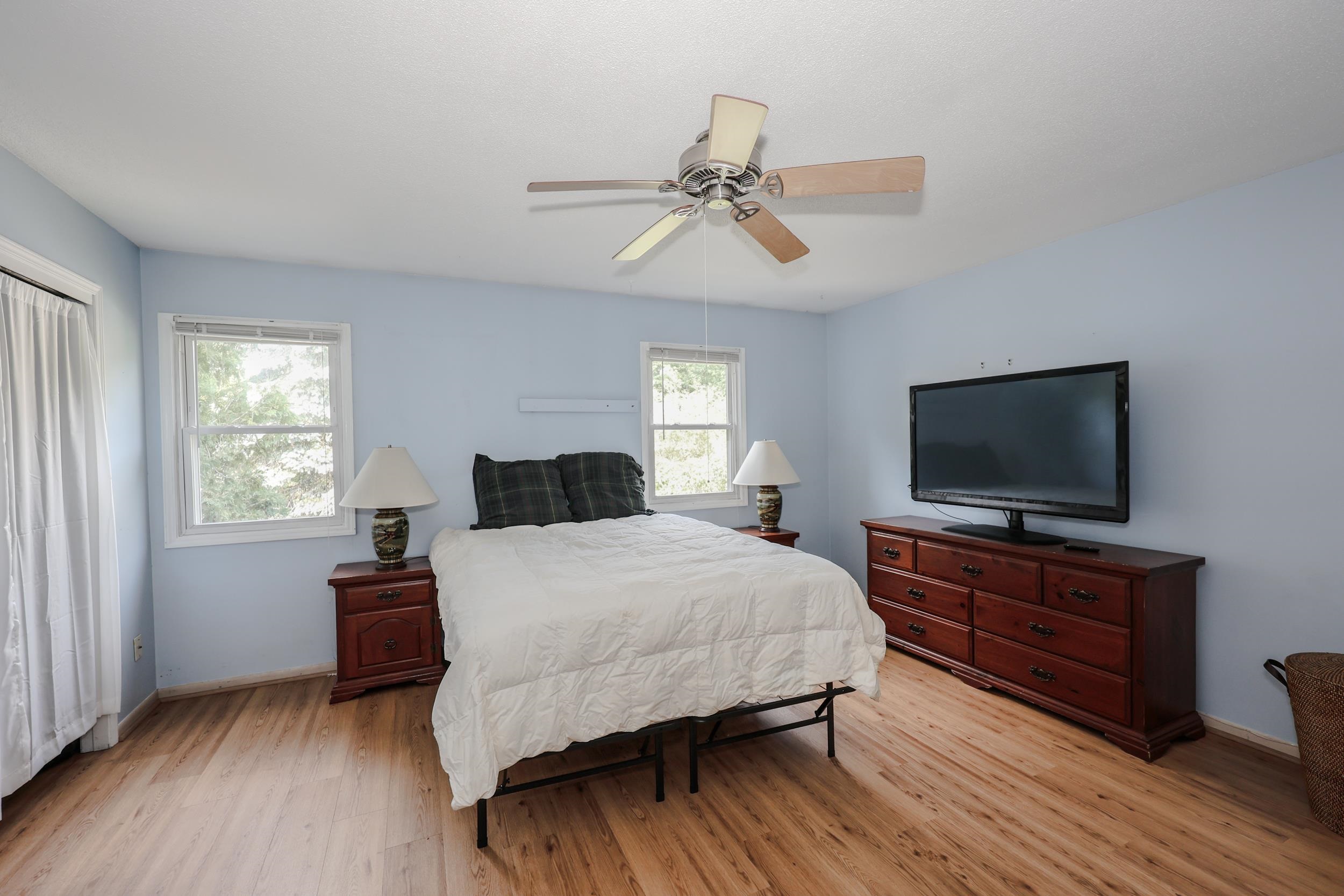 9 Pine Isle Dr #B, Derry, NH 03038