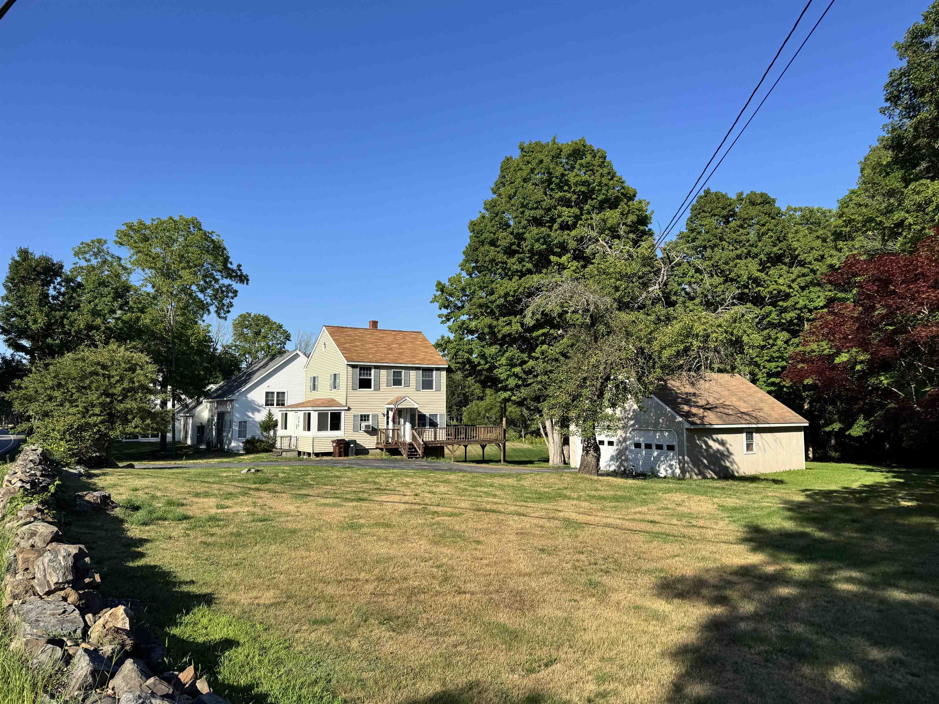 241 Nimble Hill Rd, Newington, NH 03801