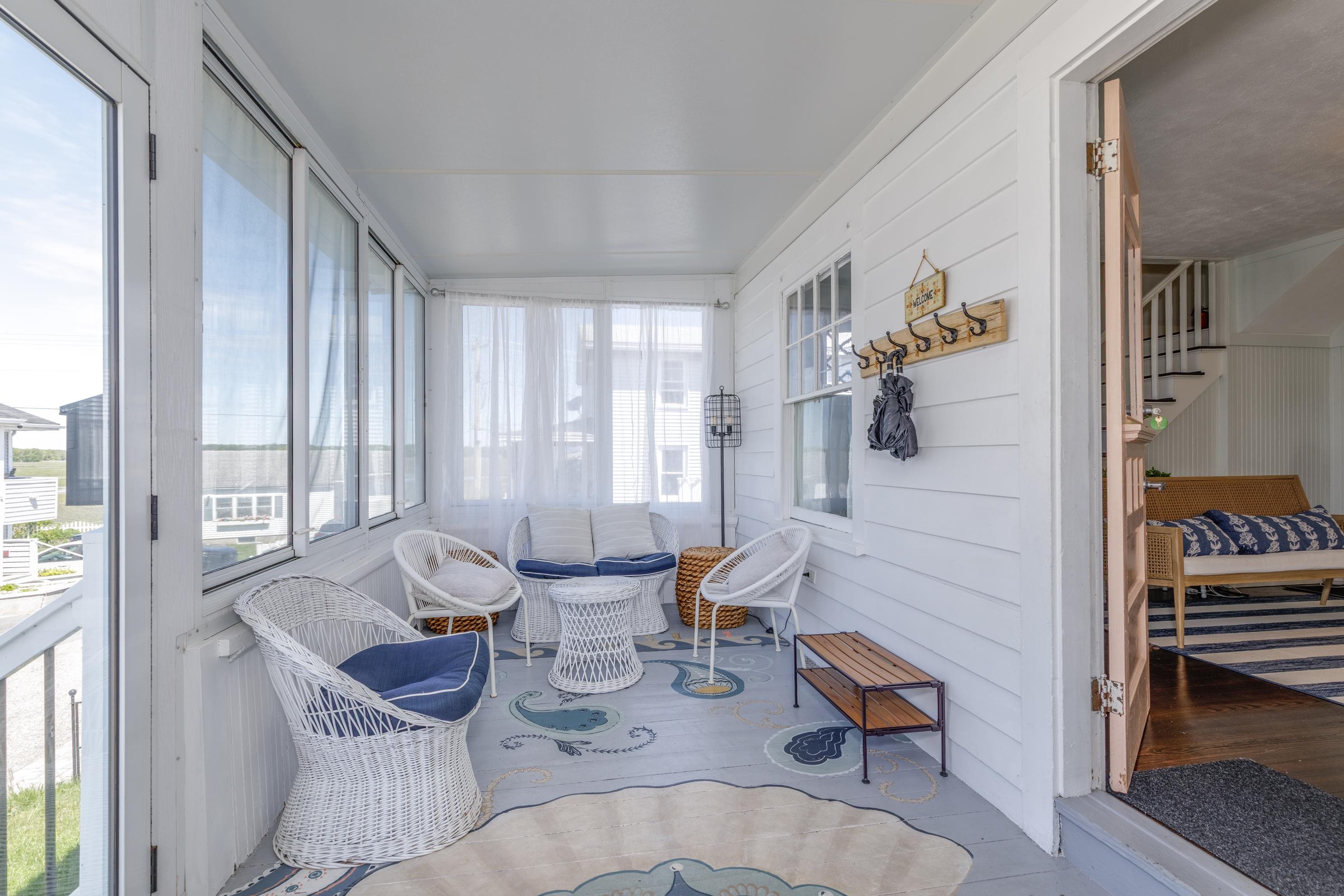 19 Cutler Ave, Hampton, NH 03842