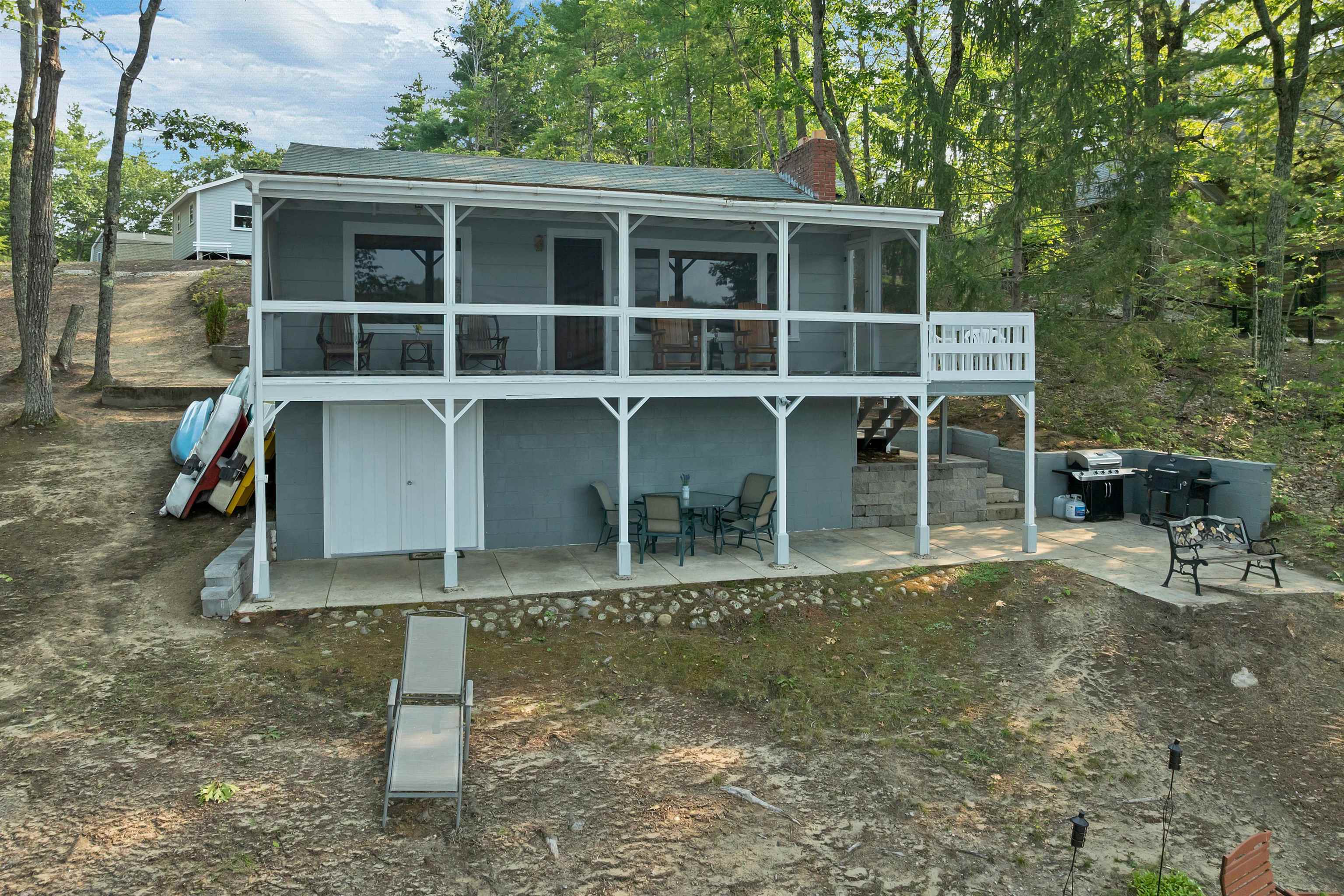 530 Pinewood Shores Rd, Wakefield, NH 03830
