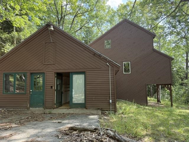 Photo 3 of Single family home for sale at 94 Heritage Hill Rd, Holderness, NH 03245 | MLS# 5104630 | Listing updated on 2026-09-17