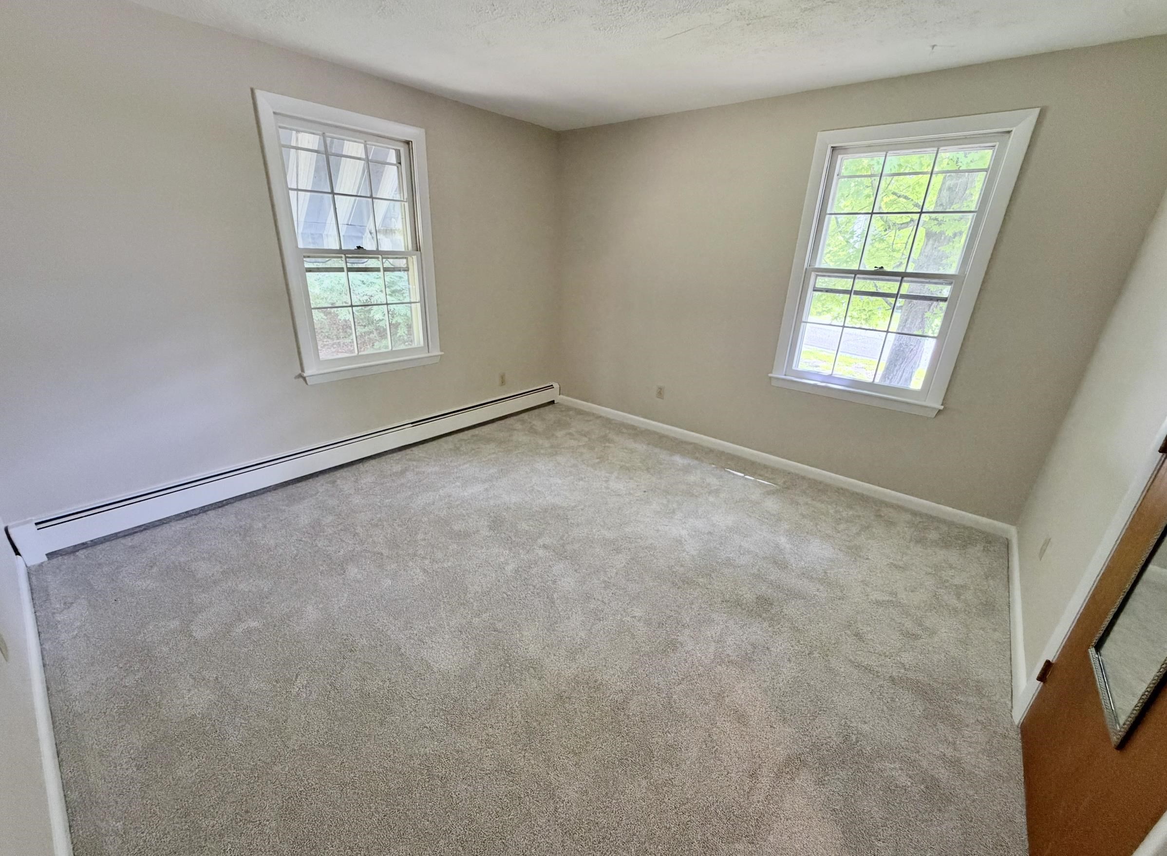5 New Bellamy Ln, Dover, NH 03820
