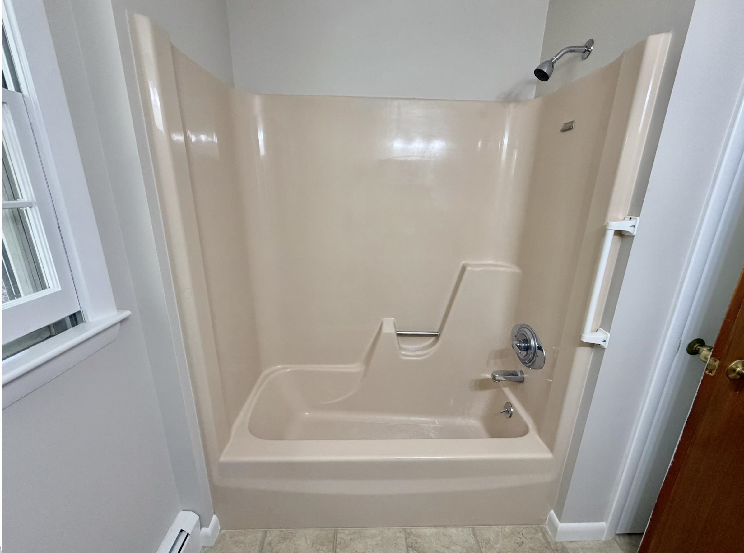 5 New Bellamy Ln, Dover, NH 03820