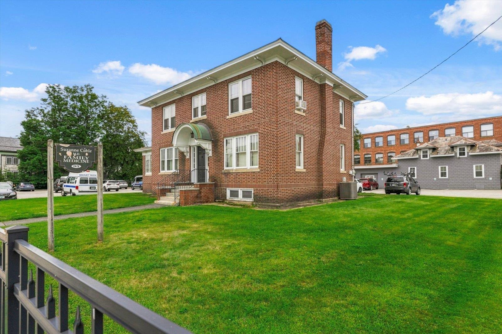 93 - 12 Roxbury St & Norway Ave St, Keene, NH 03431