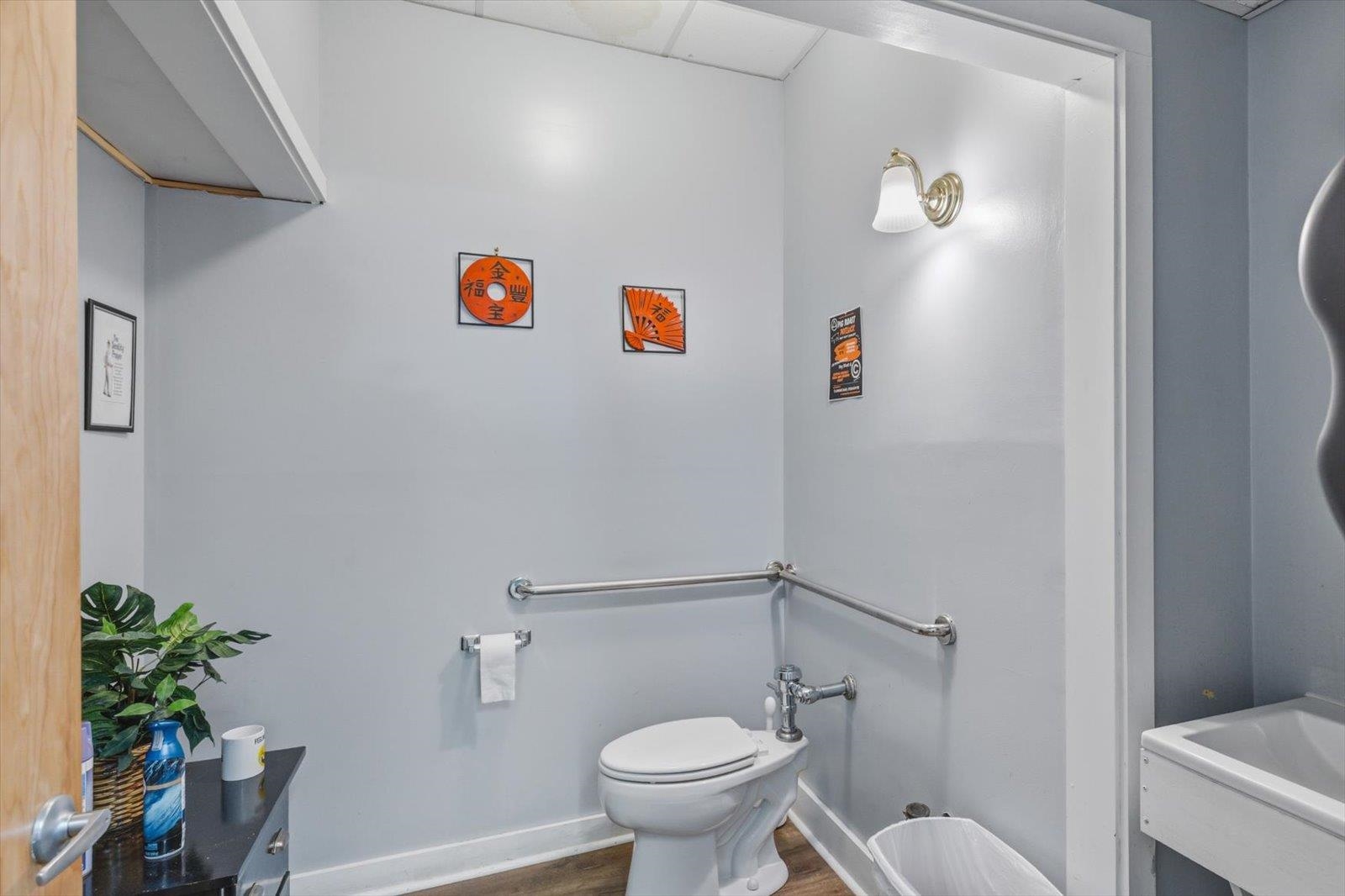 36 Carpenter St, Keene, NH 03431