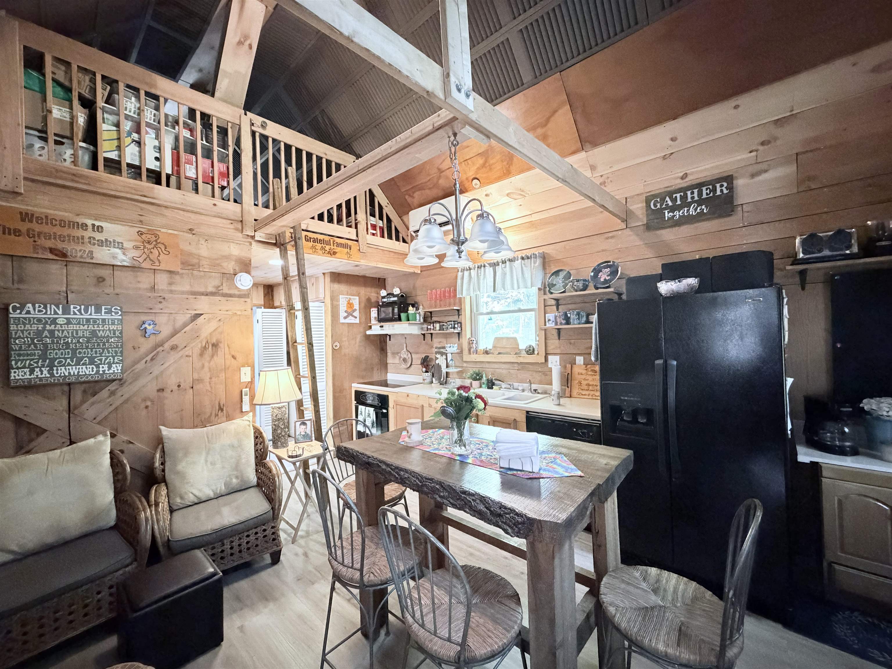 8 Swiftwater Cir, Haverhill, NH 03785