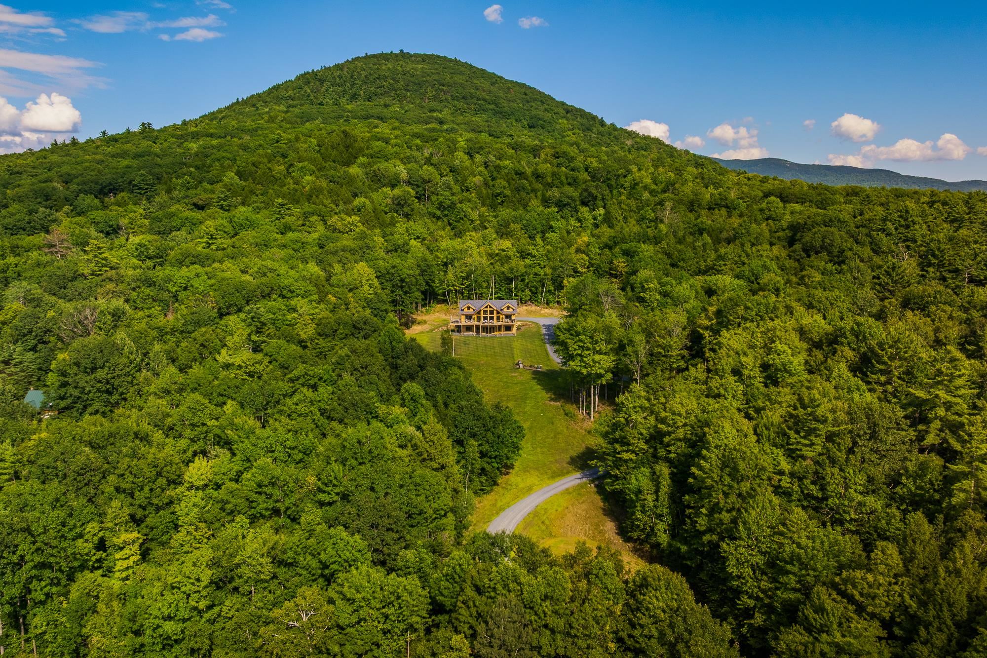 111 Norris Rd, Orford, NH 03777
