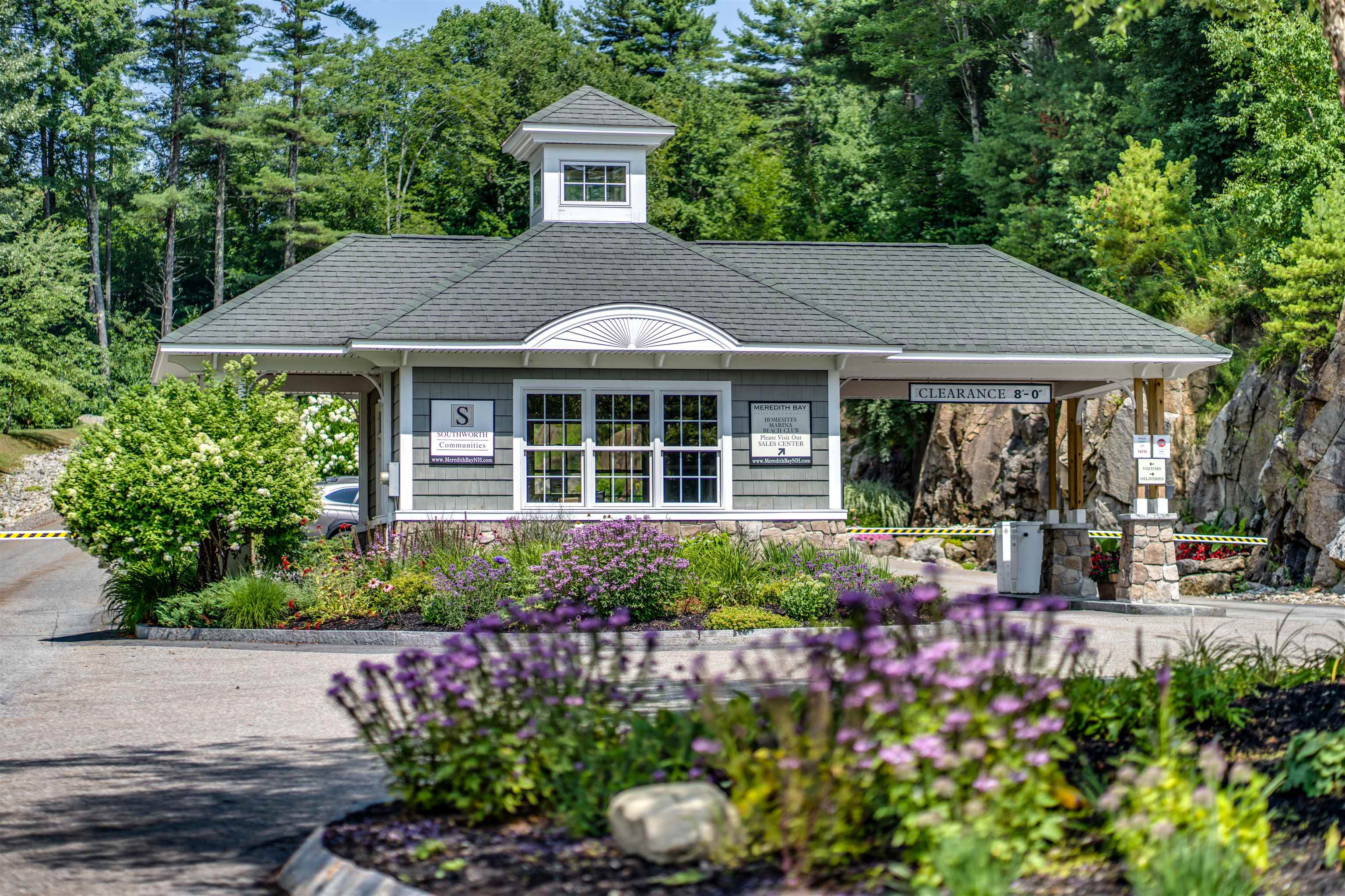 37 Yachtsmans Rg, Laconia, NH 03246