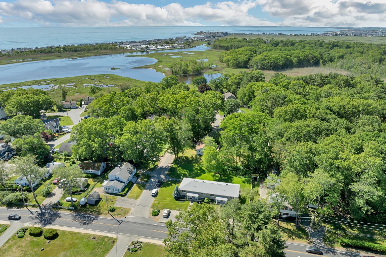 415 High St #1, Hampton, NH 03842