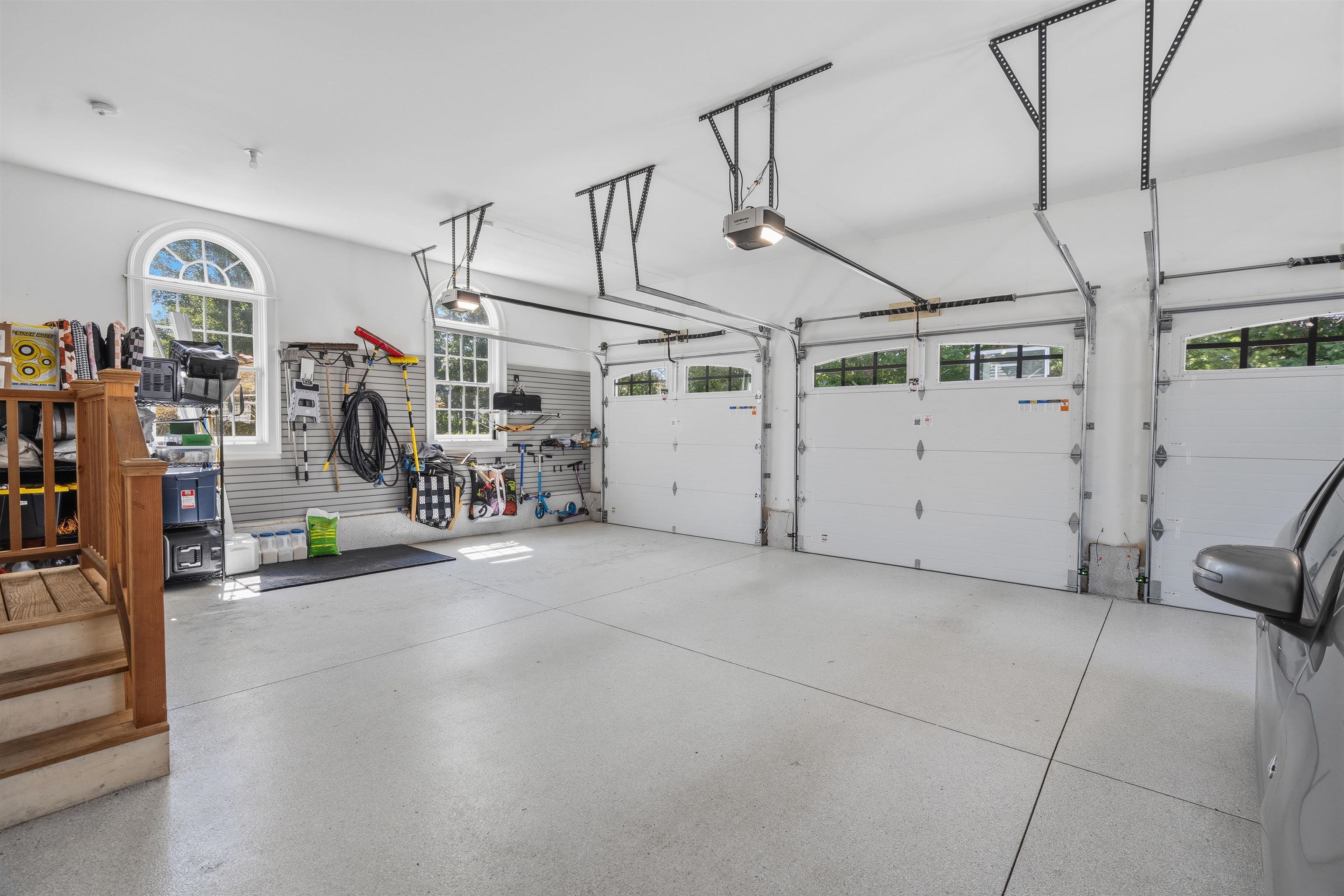 17 Bennington Rd, Windham, NH 03087