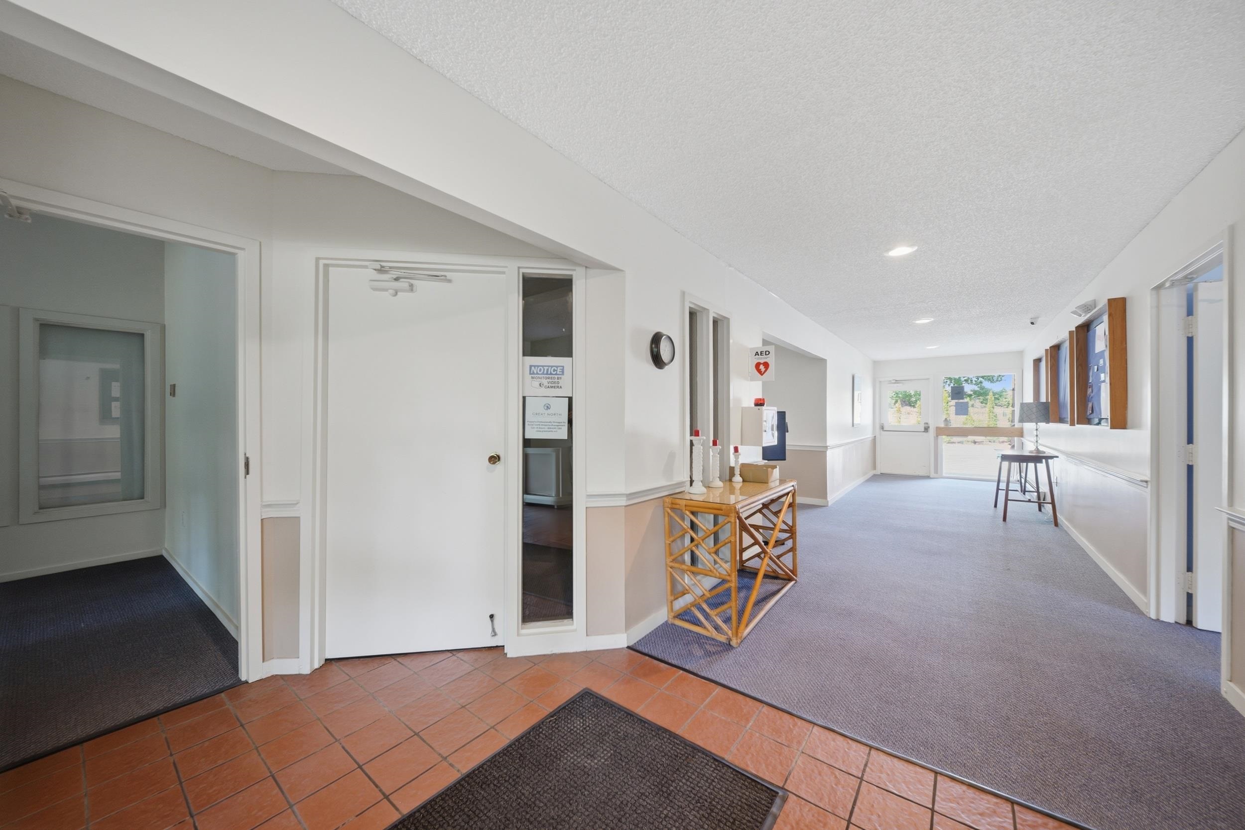 Entrance to Clubhouse 25983959